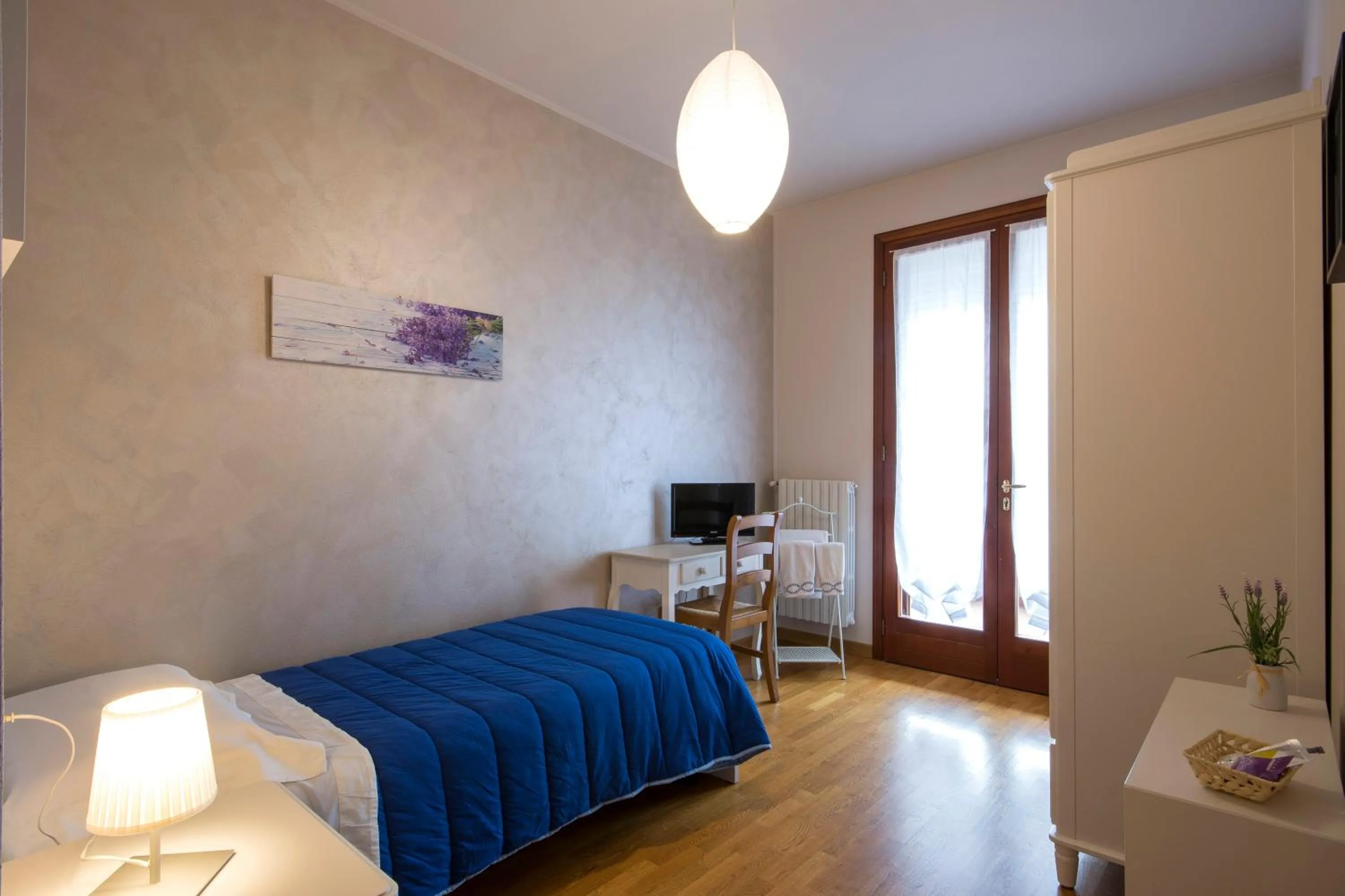 Bed in Bed & Breakfast Profumo D'Estate