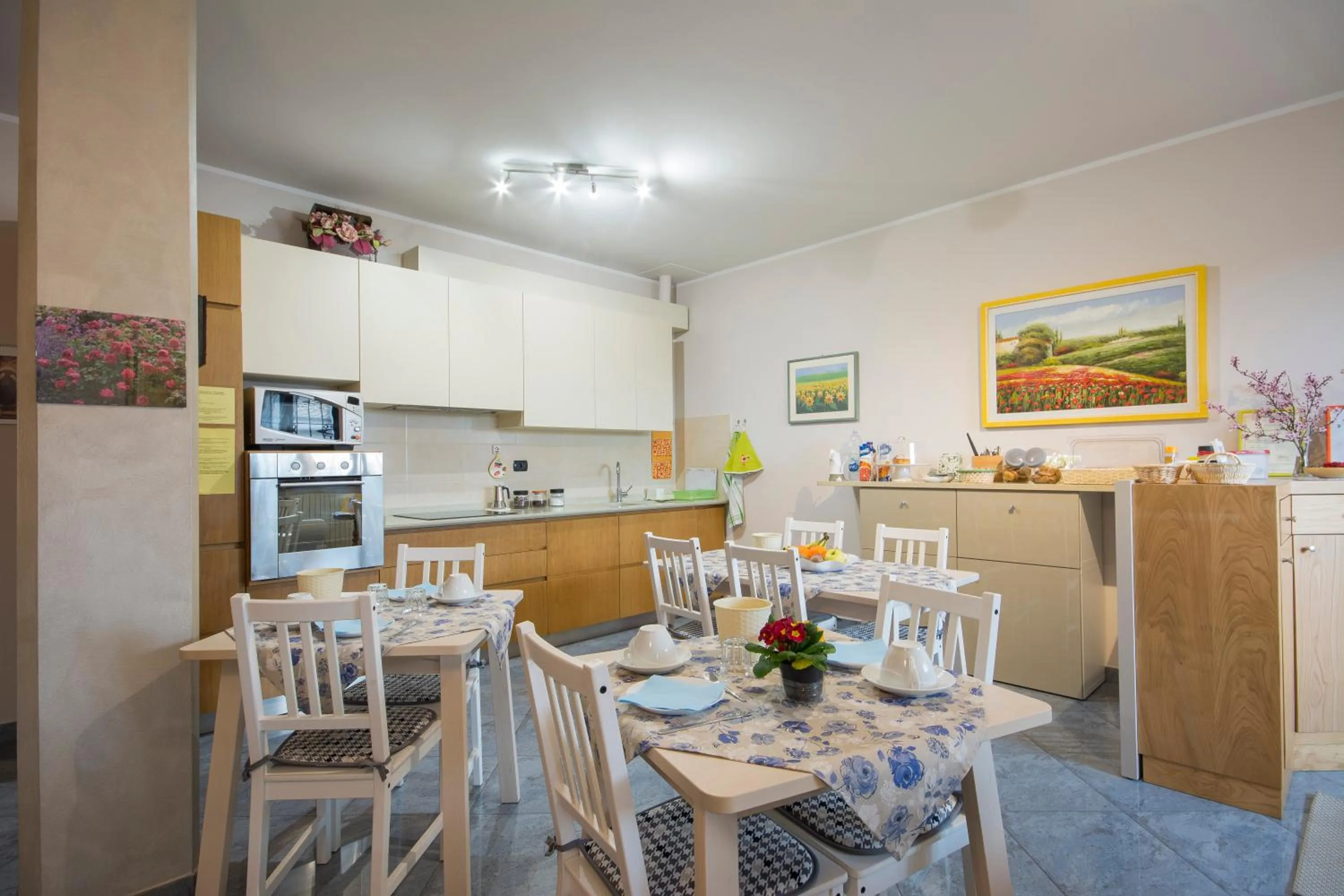 Breakfast in Bed & Breakfast Profumo D'Estate