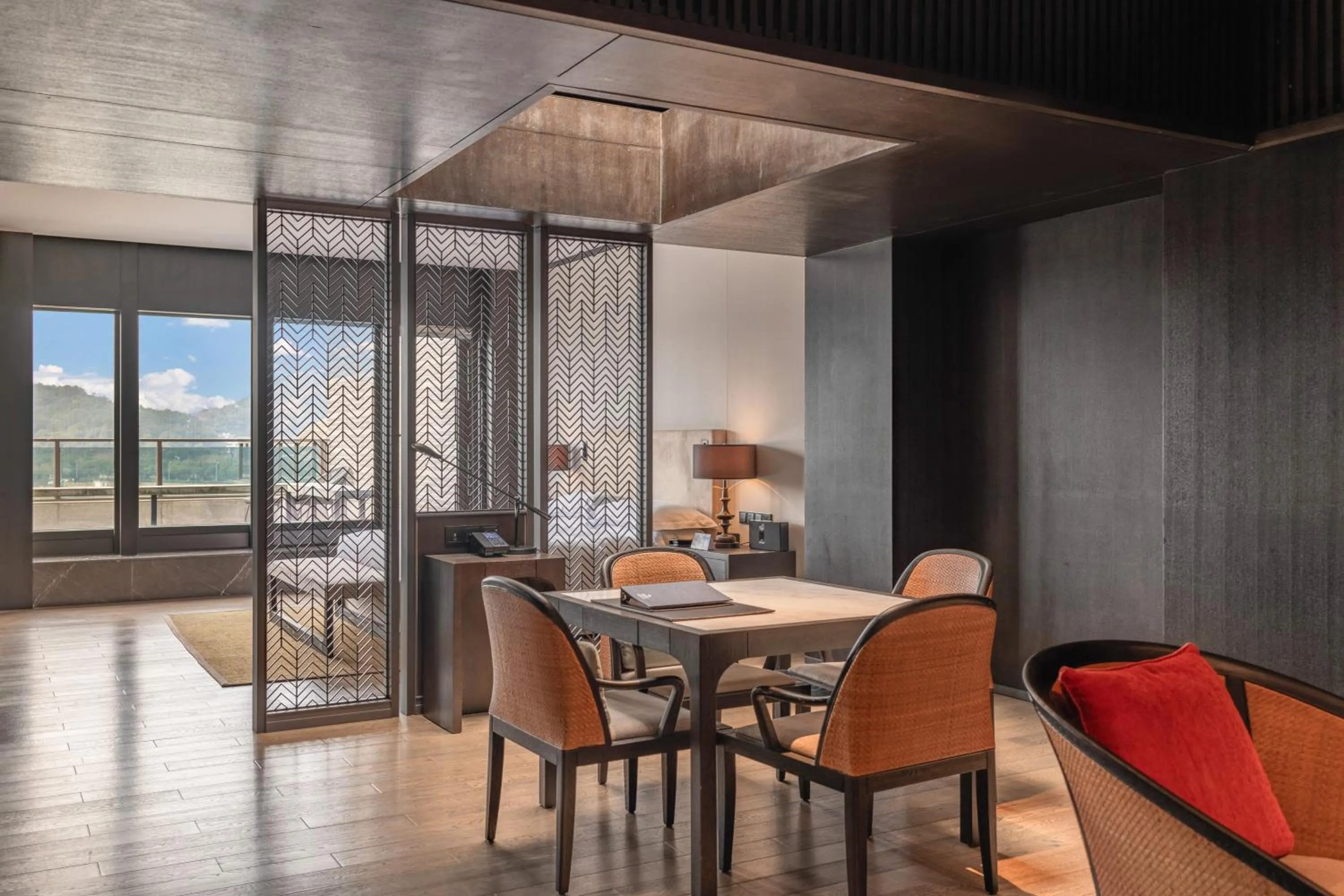 Living room in Hilton Ningbo Dongqian Lake