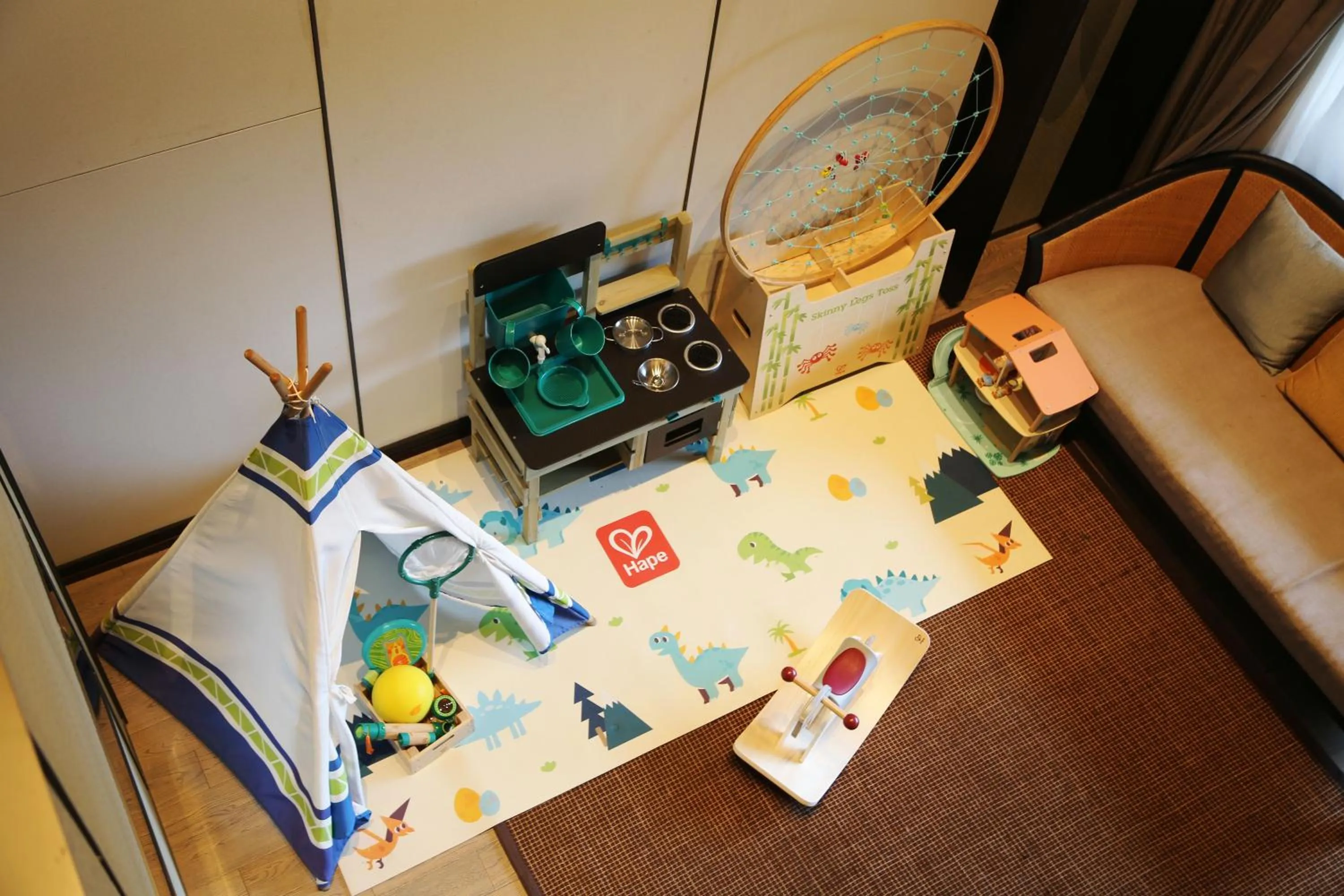 Living room in Hilton Ningbo Dongqian Lake