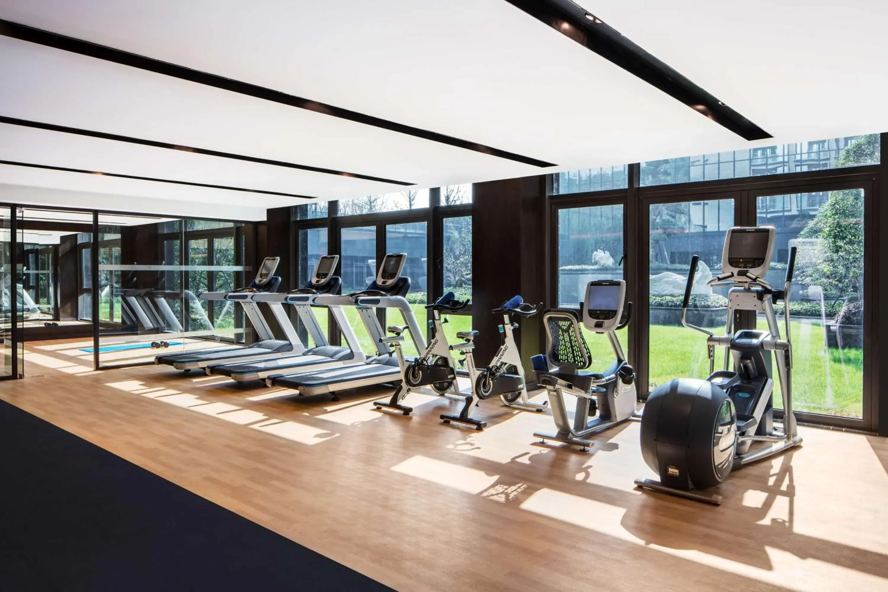 Fitness centre/facilities in Hilton Ningbo Dongqian Lake Fitness centre/facilities in Hilton Ningbo Dongqian Lake
