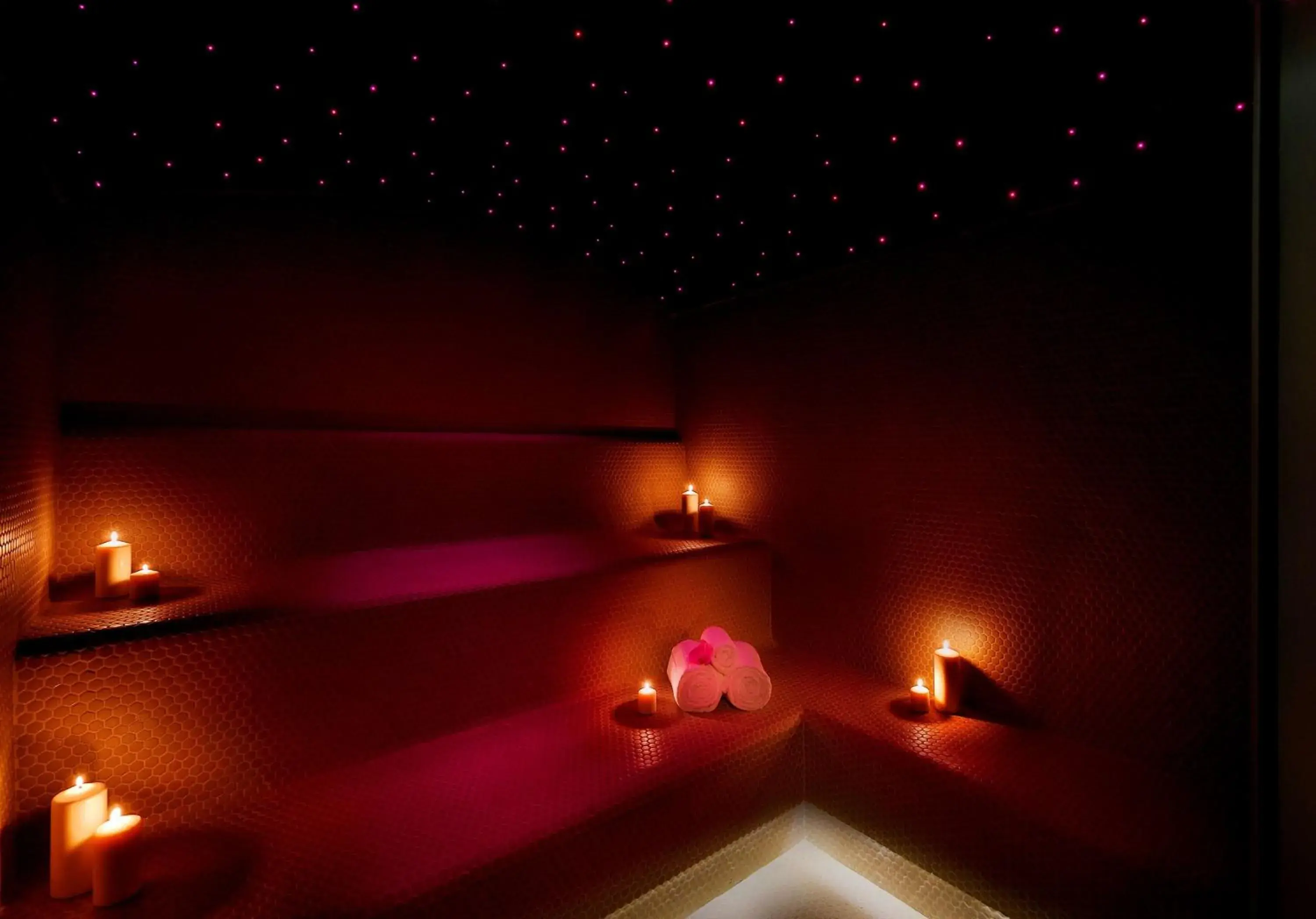 Spa and wellness centre/facilities, Bed in AlRayyan Hotel Doha, Curio Collection by Hilton Spa and wellness centre/facilities, Bed in AlRayyan Hotel Doha, Curio Collection by Hilton