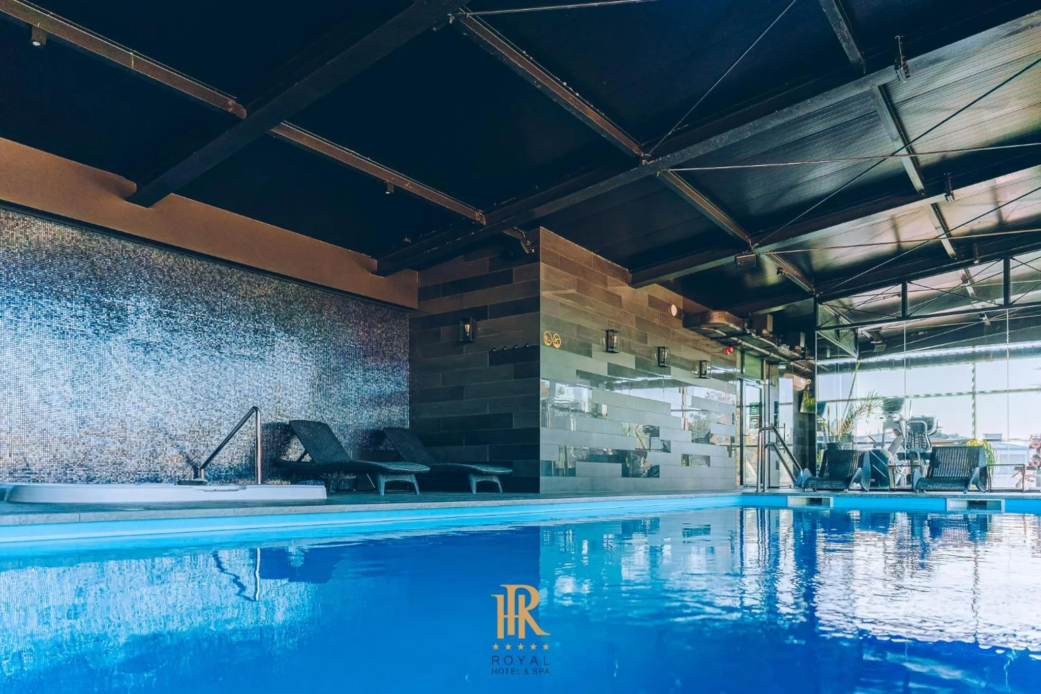 Pool view in Hotel Royal & Spa