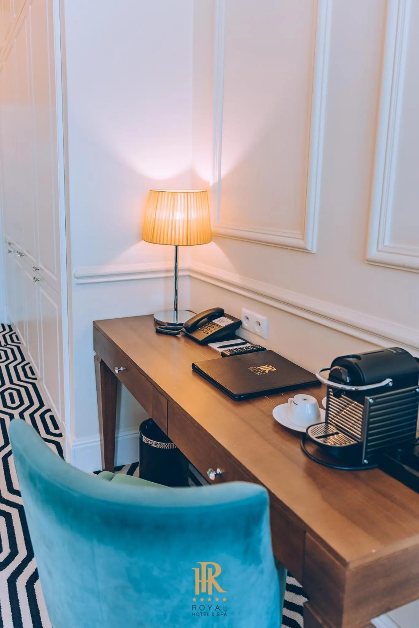 Coffee/tea facilities in Hotel Royal & Spa