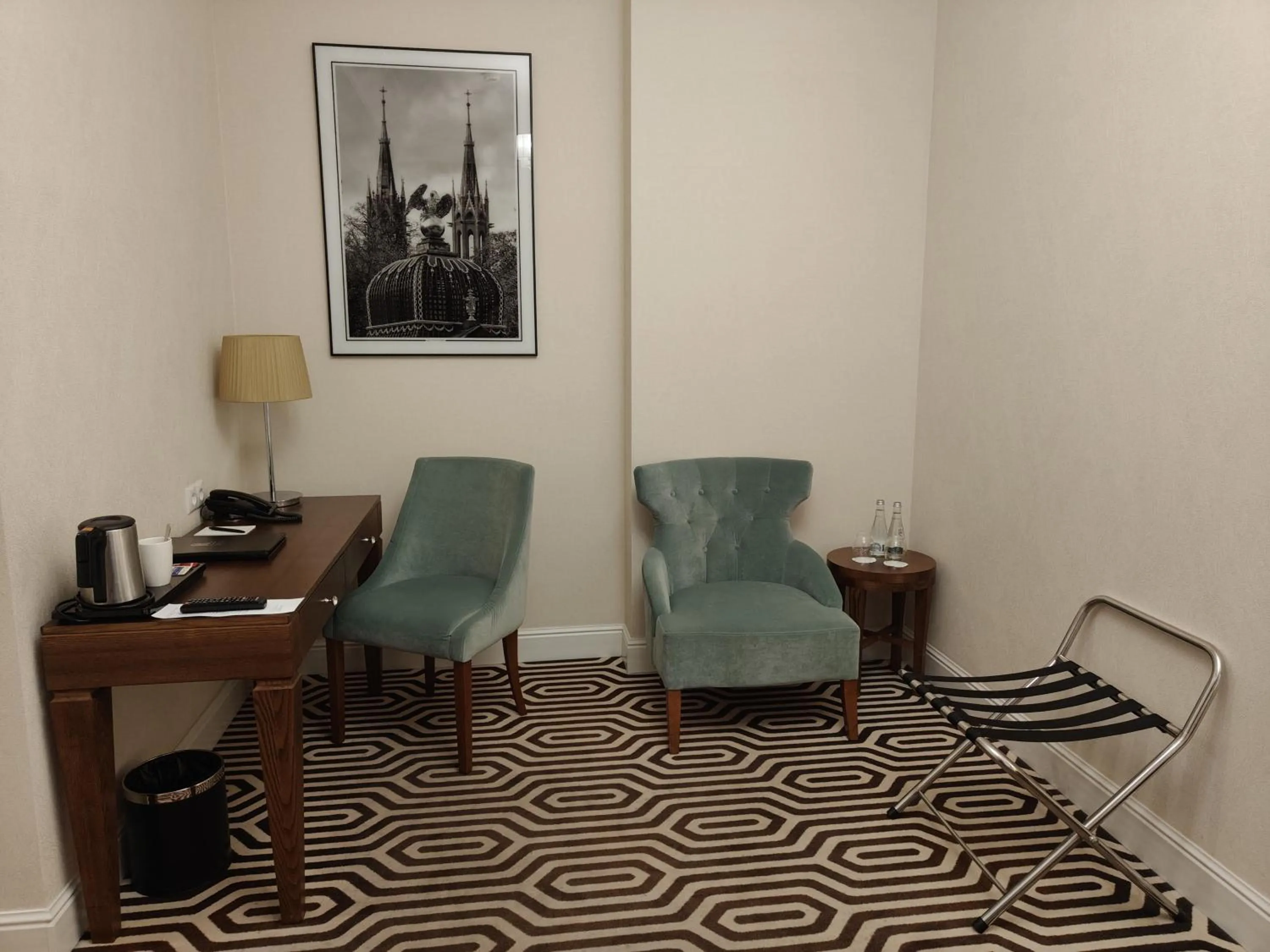 Coffee/tea facilities in Hotel Royal & Spa