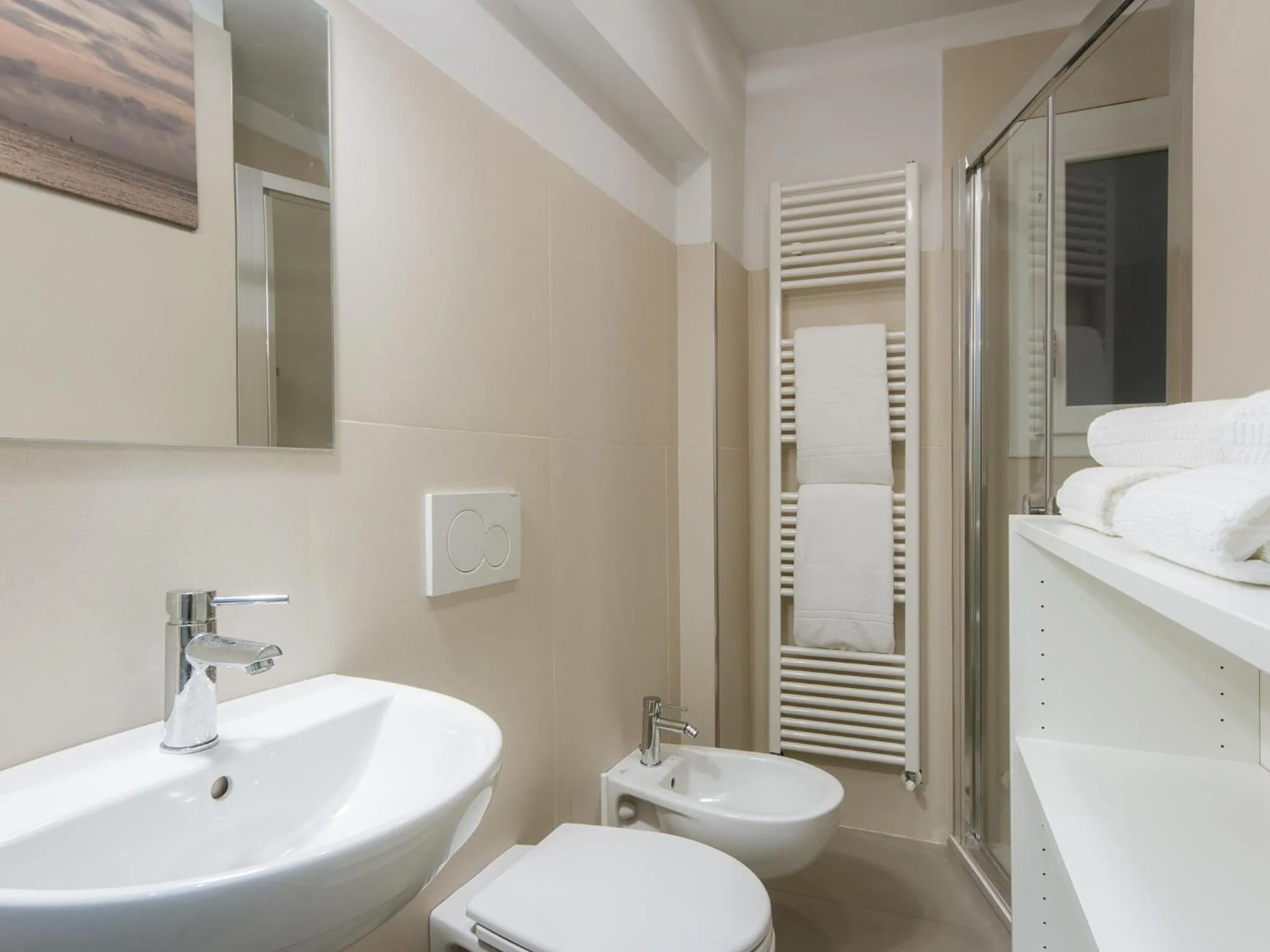 Bathroom in Apartments Florence - Duomo Art