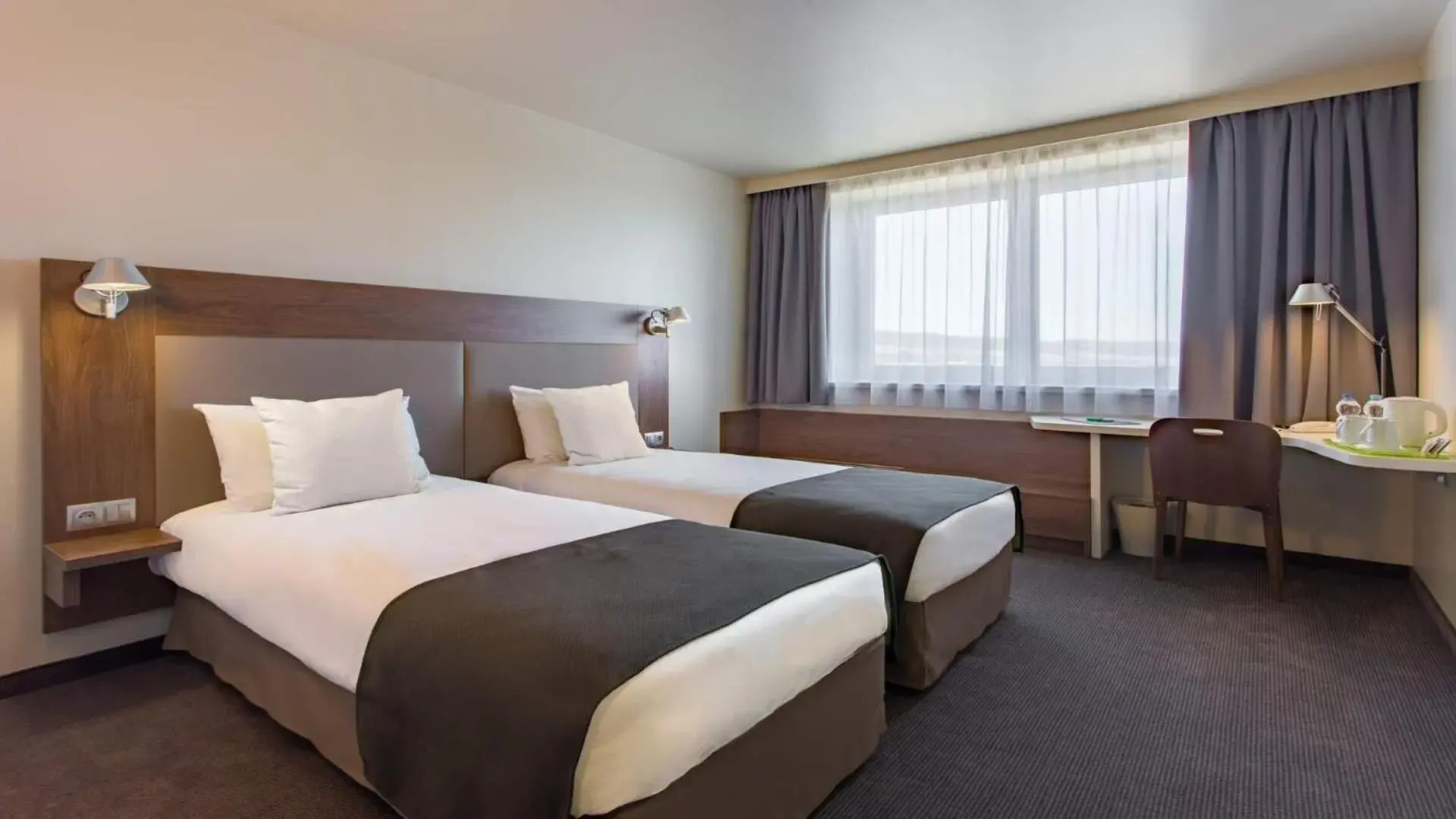 Twin Room in B&B Hotel Nowy Targ Centrum Twin Room in B&B Hotel Nowy Targ Centrum