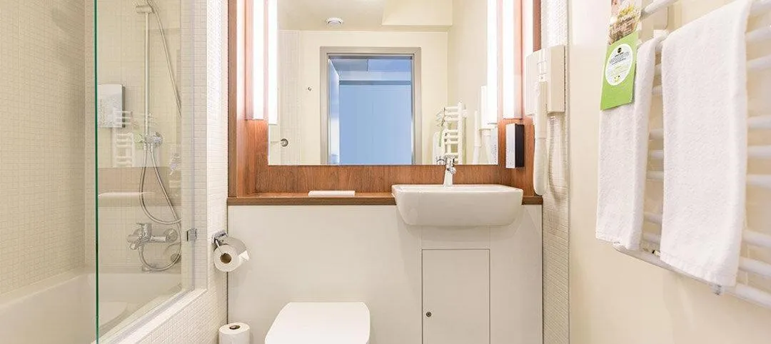 Bathroom in B&B Hotel Nowy Targ Centrum