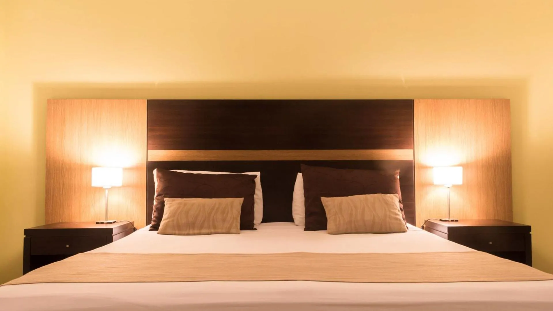 Photo of the whole room, Bed in Pirayu Hotel & Resort