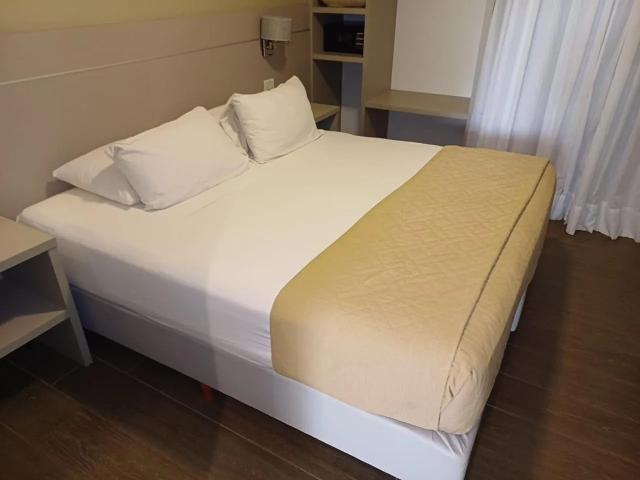 Photo of the whole room, Bed in Pirayu Hotel & Resort