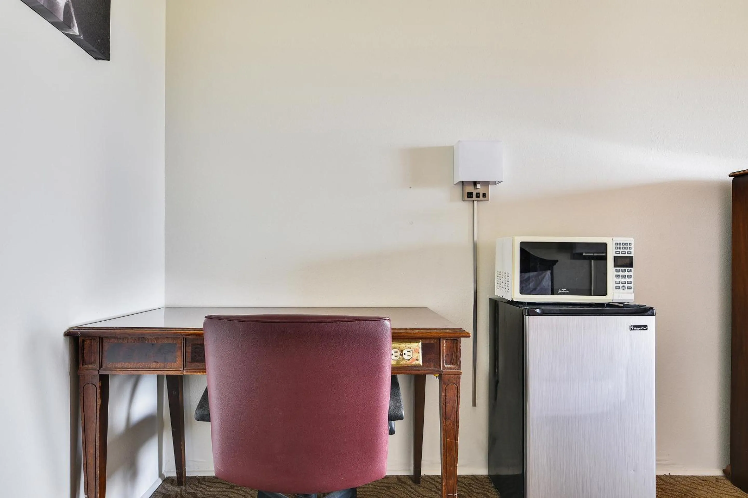 Bedroom in Americas Best Value Inn Lockhart TX