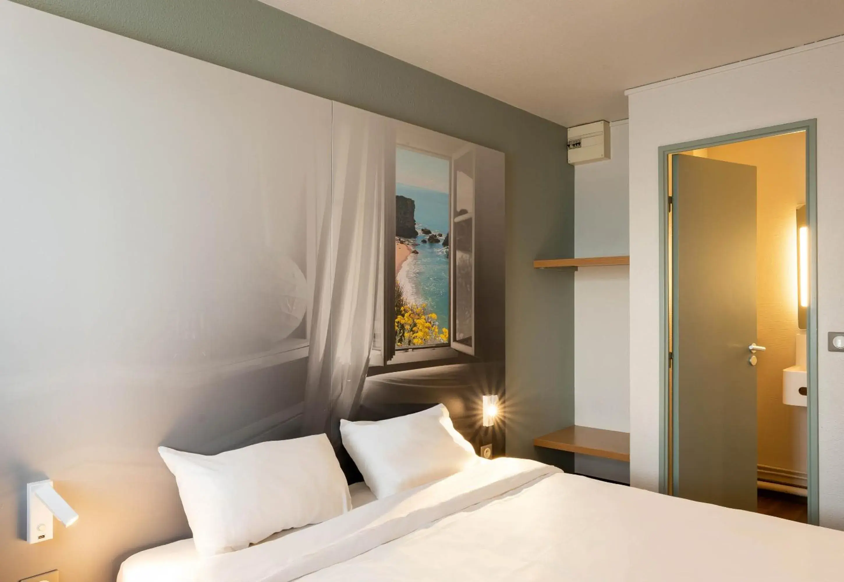 Superior Double Room in B&B HOTEL Saint-Nazaire Trignac Superior Double Room in B&B HOTEL Saint-Nazaire Trignac