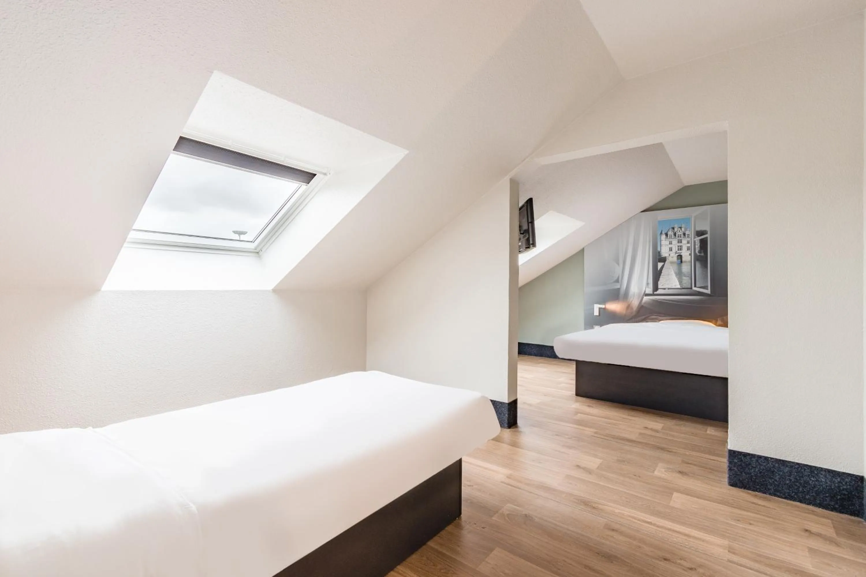 Bedroom, Bed in B&B HOTEL Tours Parc Expo St-Avertin