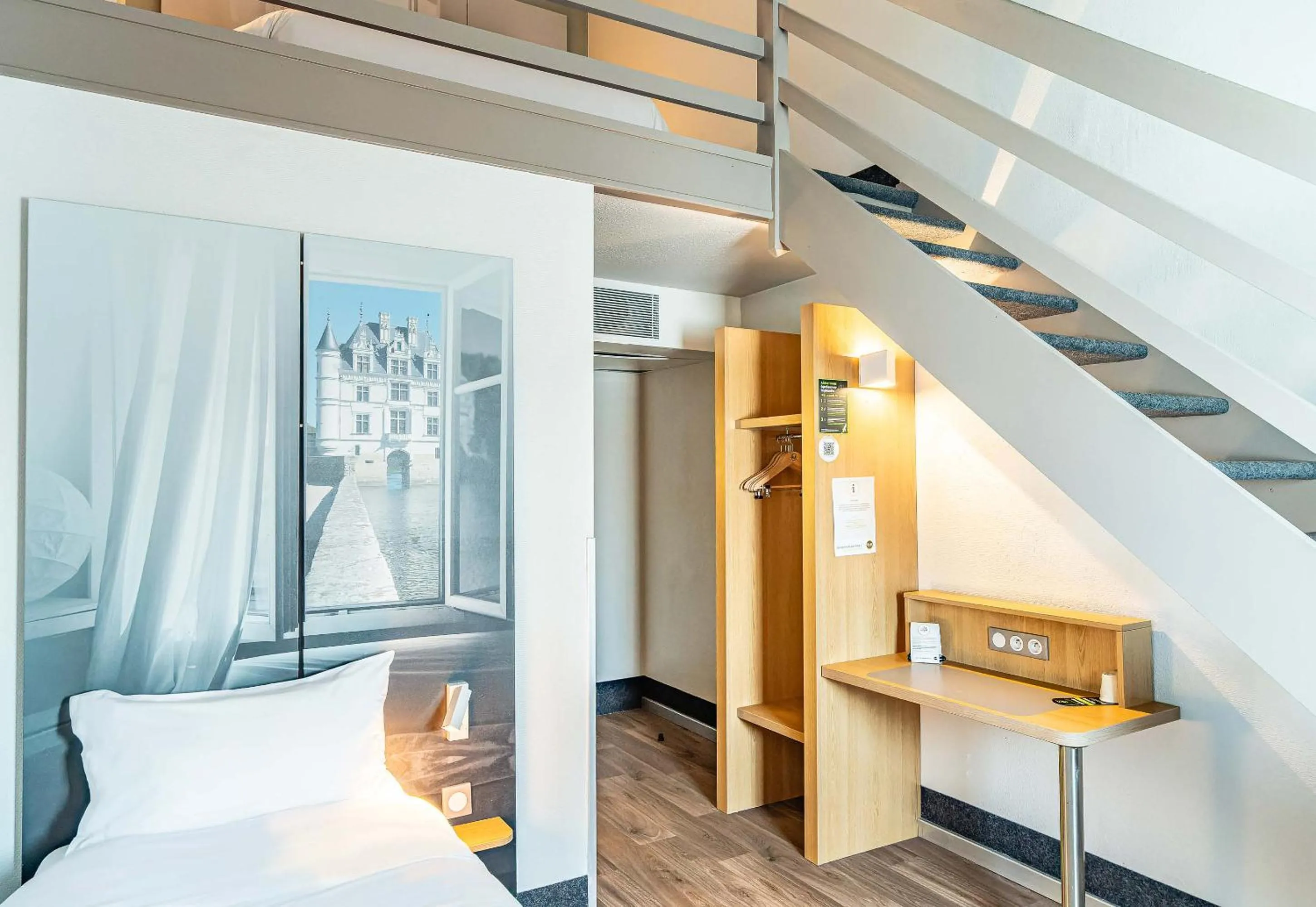 Bedroom, Bed in B&B HOTEL Tours Parc Expo St-Avertin