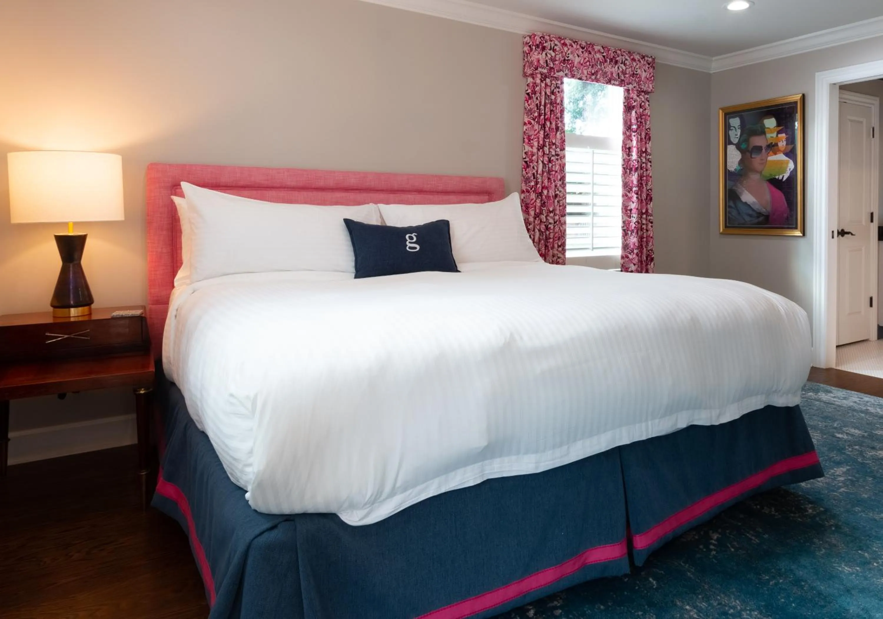 Bed in The Germantown Inn