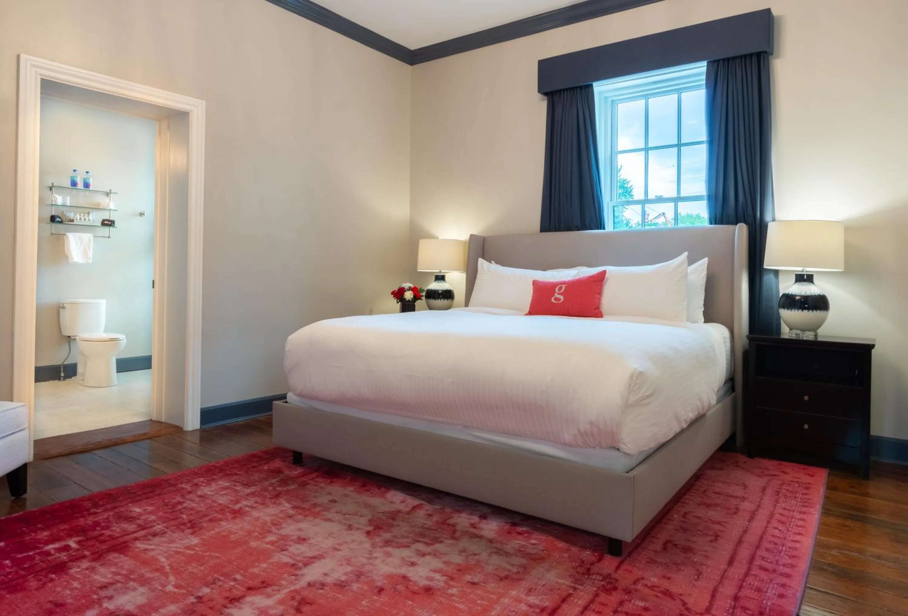 Bed in The Germantown Inn