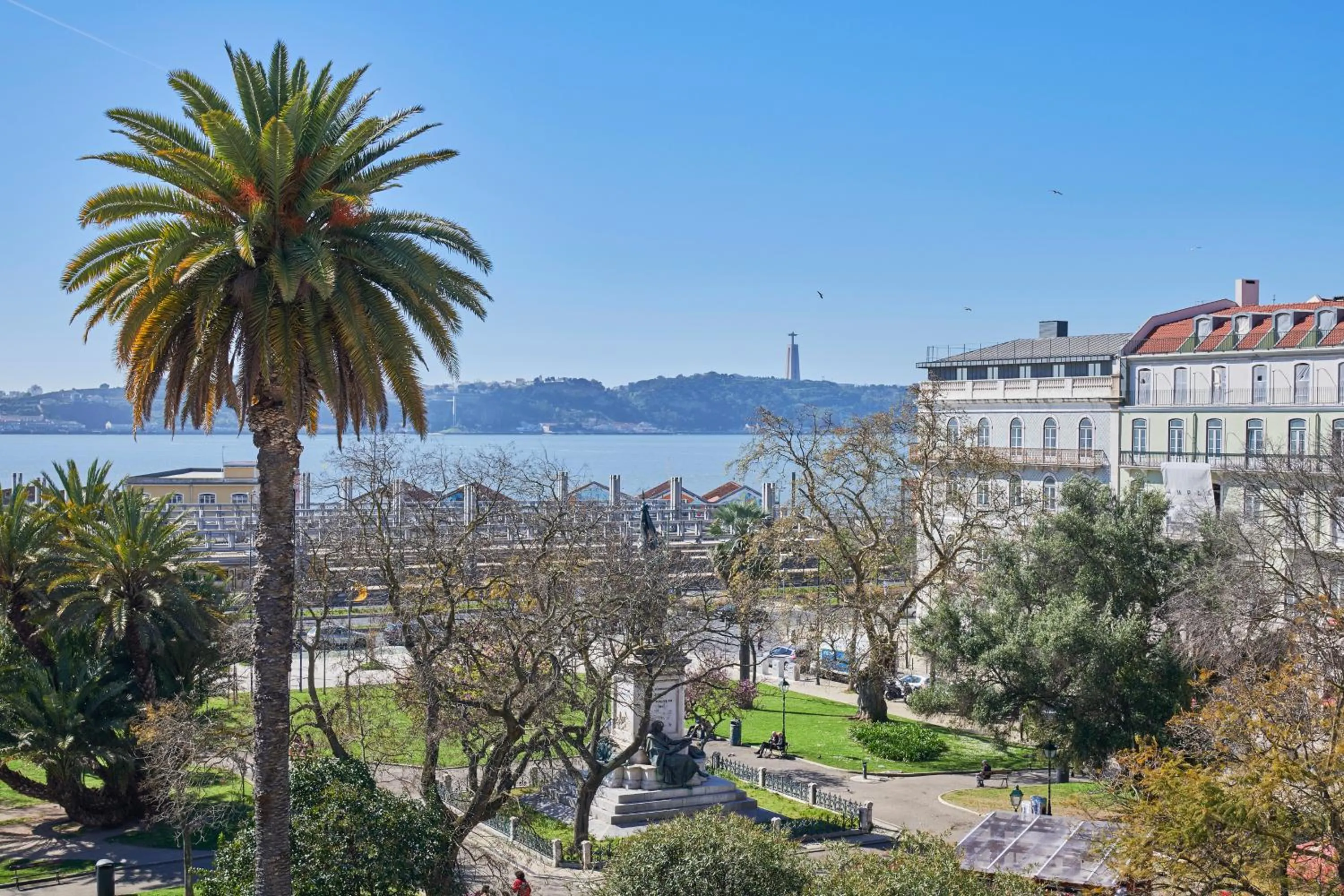 Neighbourhood in Lisbon Five Stars Apartments 8 Building