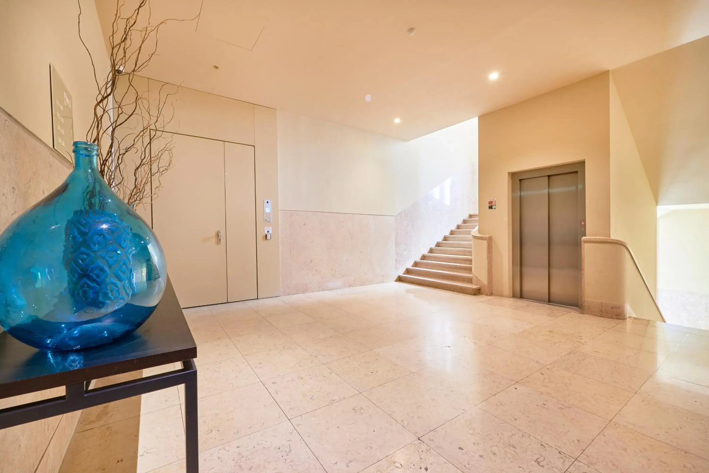 Property building in Lisbon Five Stars Apartments 8 Building Property building in Lisbon Five Stars Apartments 8 Building