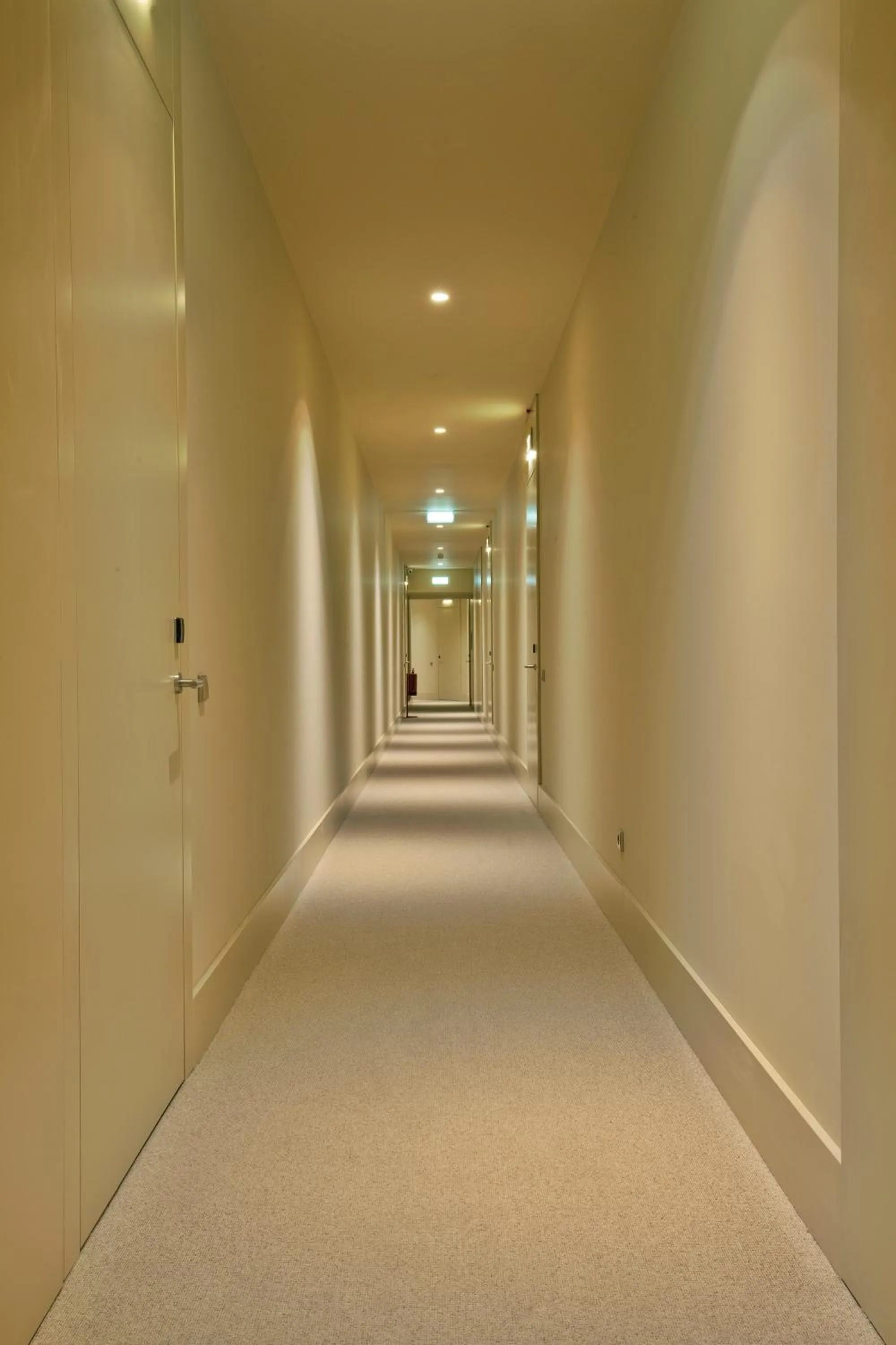 Area and facilities in Lisbon Five Stars Apartments 8 Building