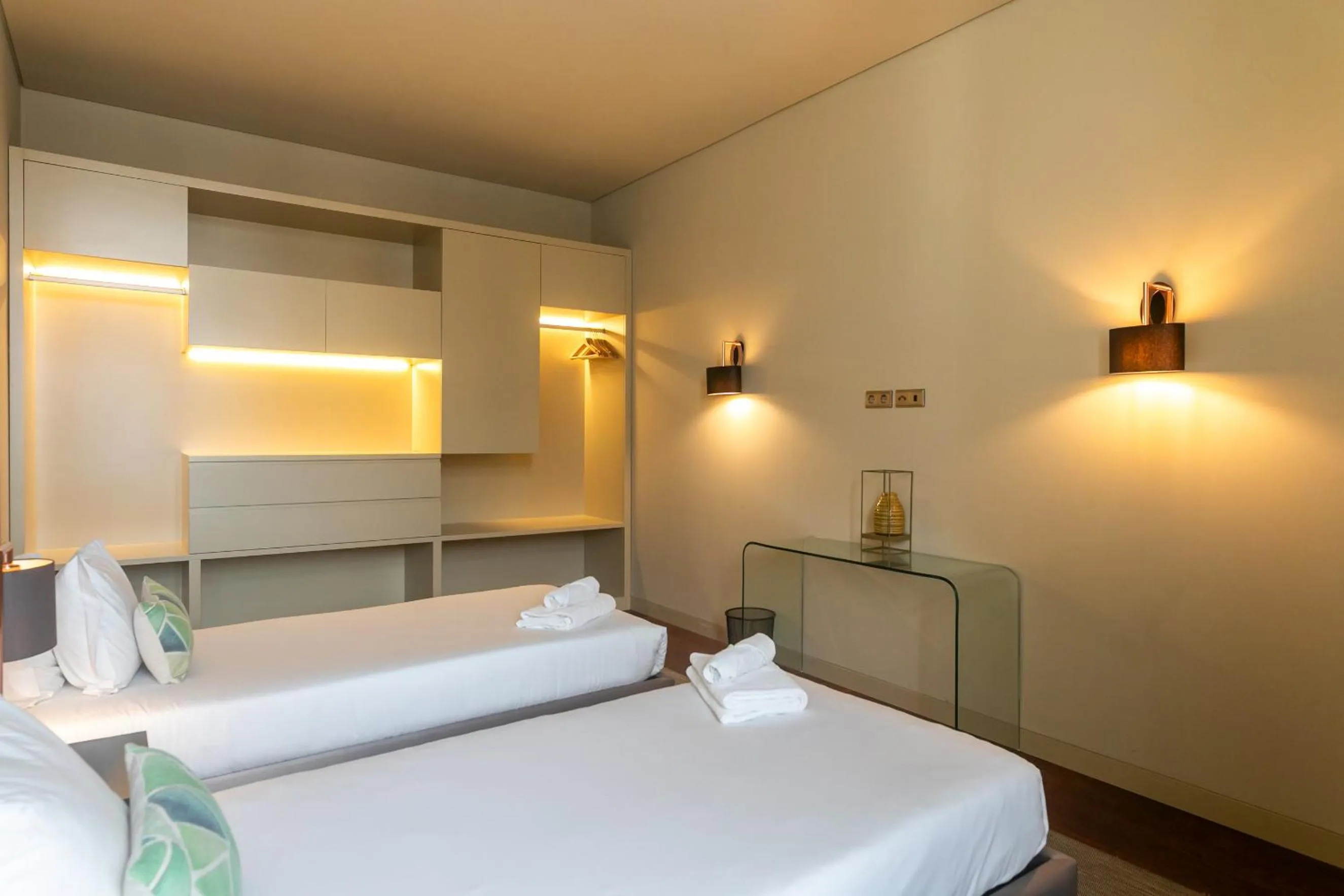 Bed in Lisbon Five Stars Apartments 8 Building