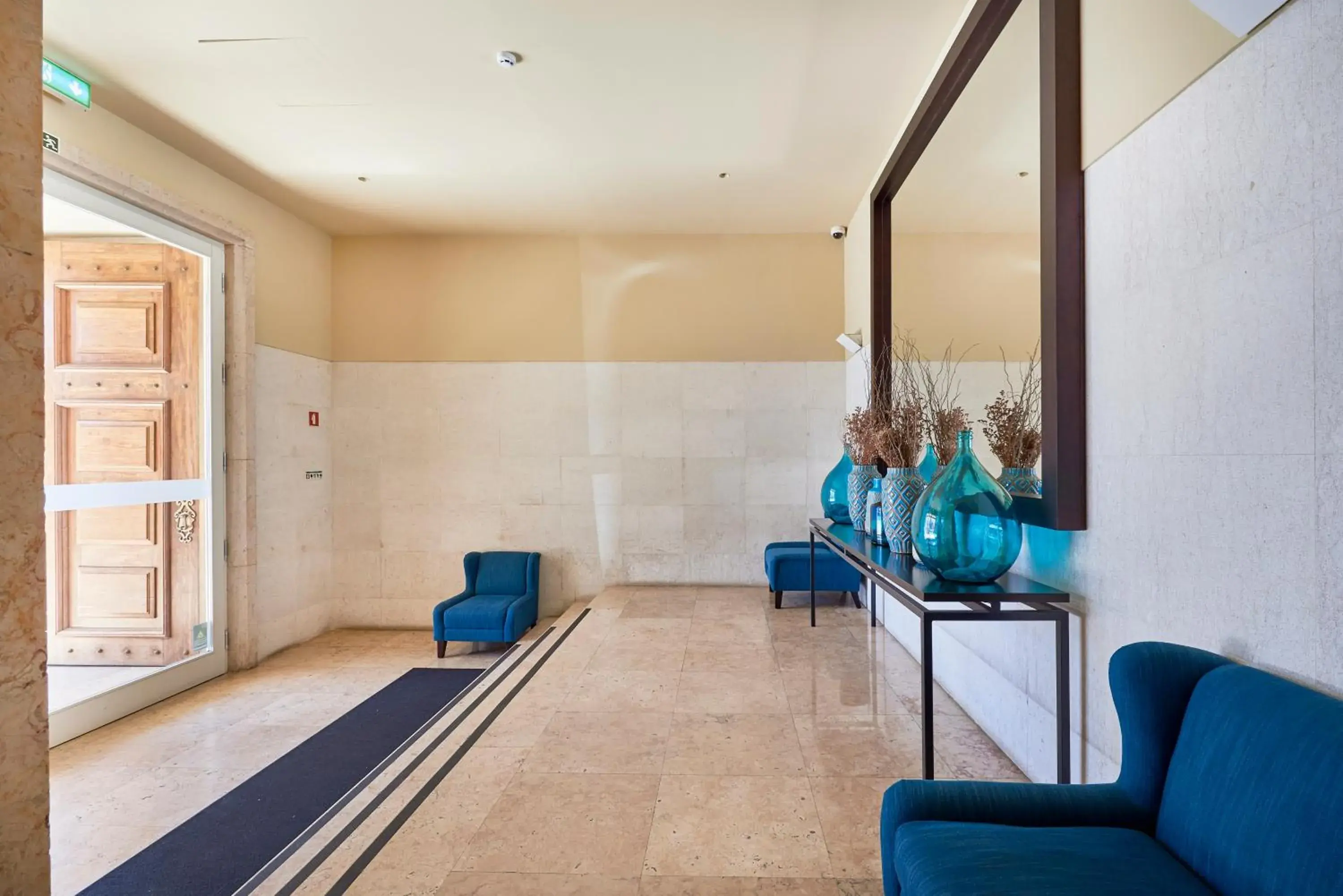 Lobby or reception in Lisbon Five Stars Apartments 8 Building Lobby or reception in Lisbon Five Stars Apartments 8 Building