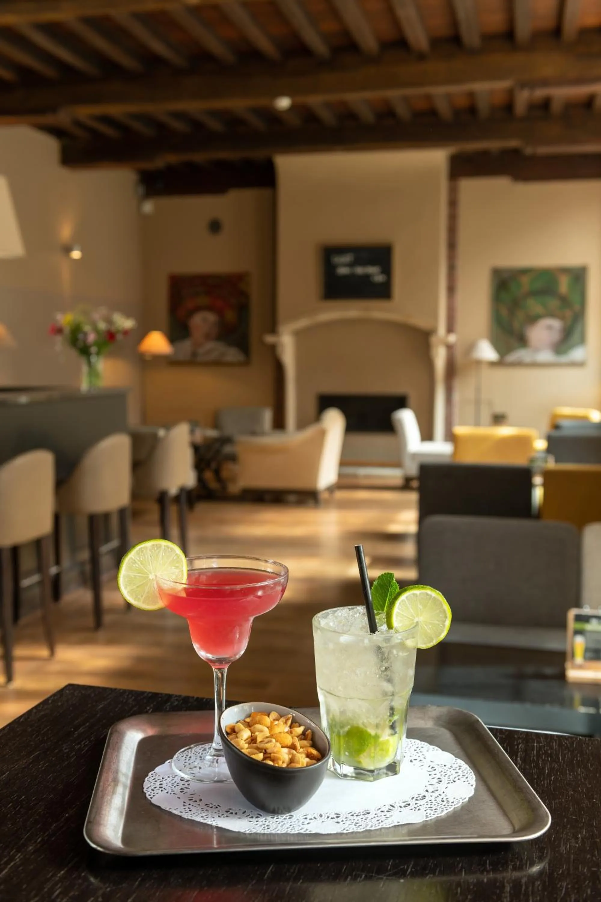 Lounge or bar in Martin's Klooster