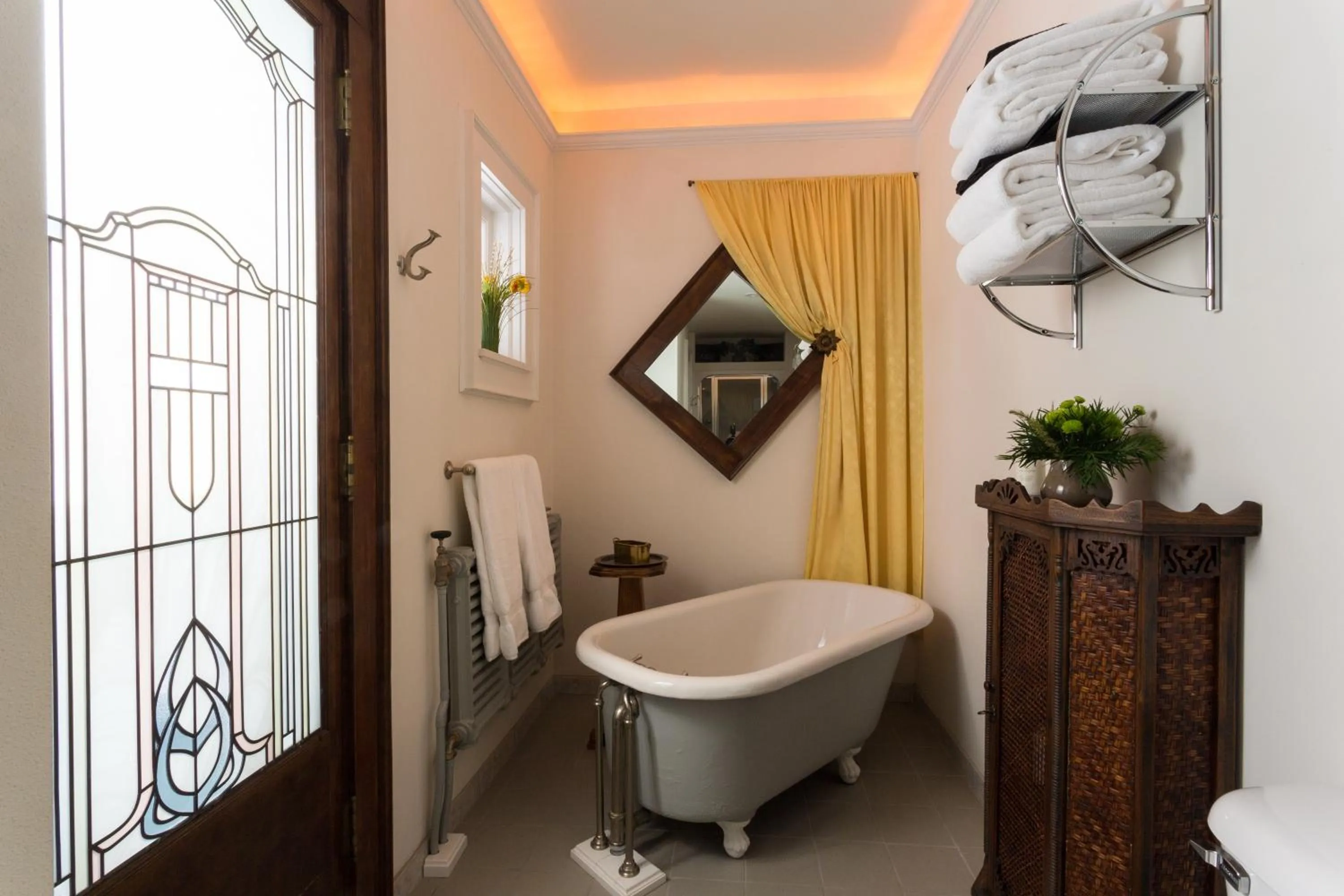 Bathroom in Stewart Inn