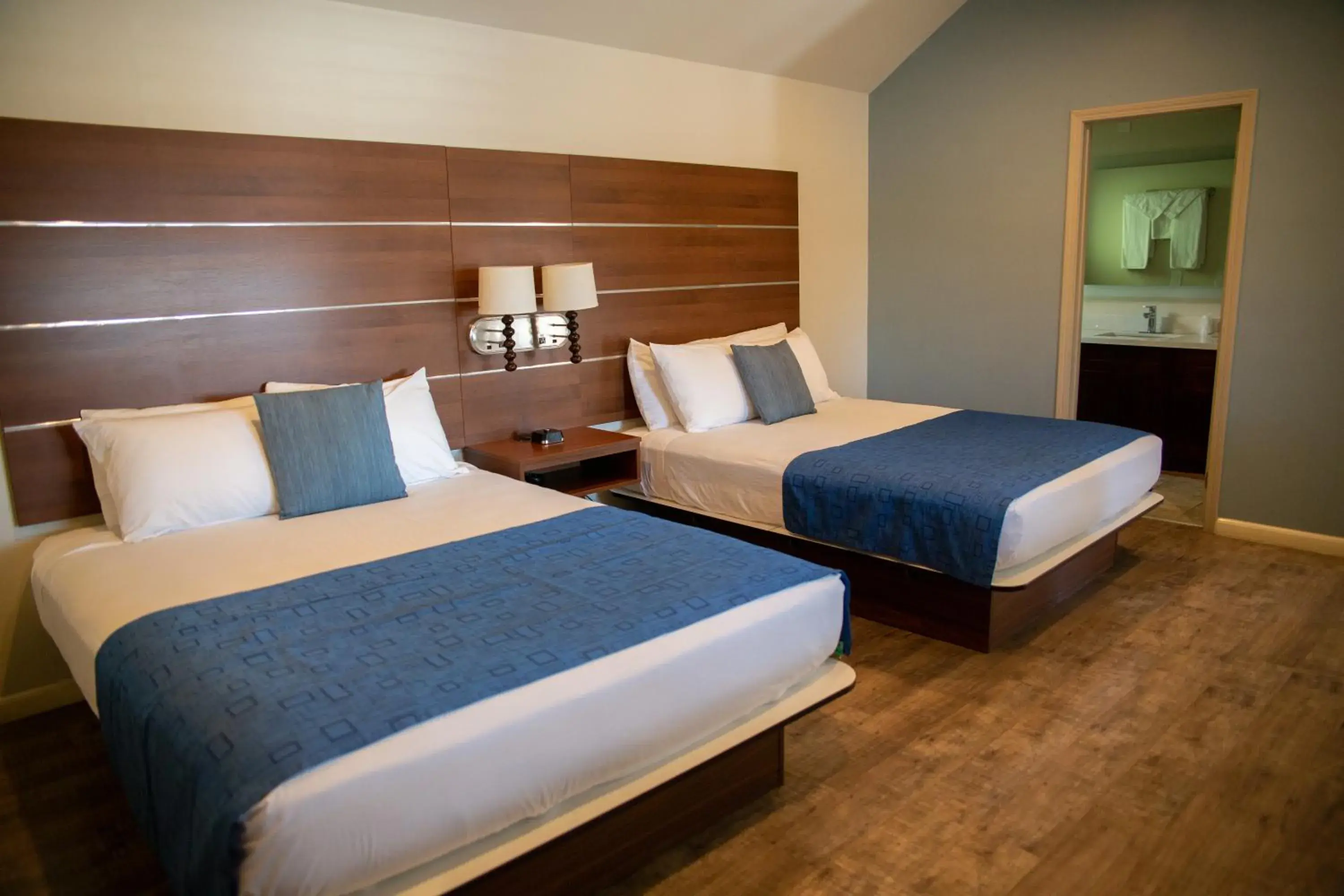 Bedroom, Bed in Sterling Inn Bedroom, Bed in Sterling Inn