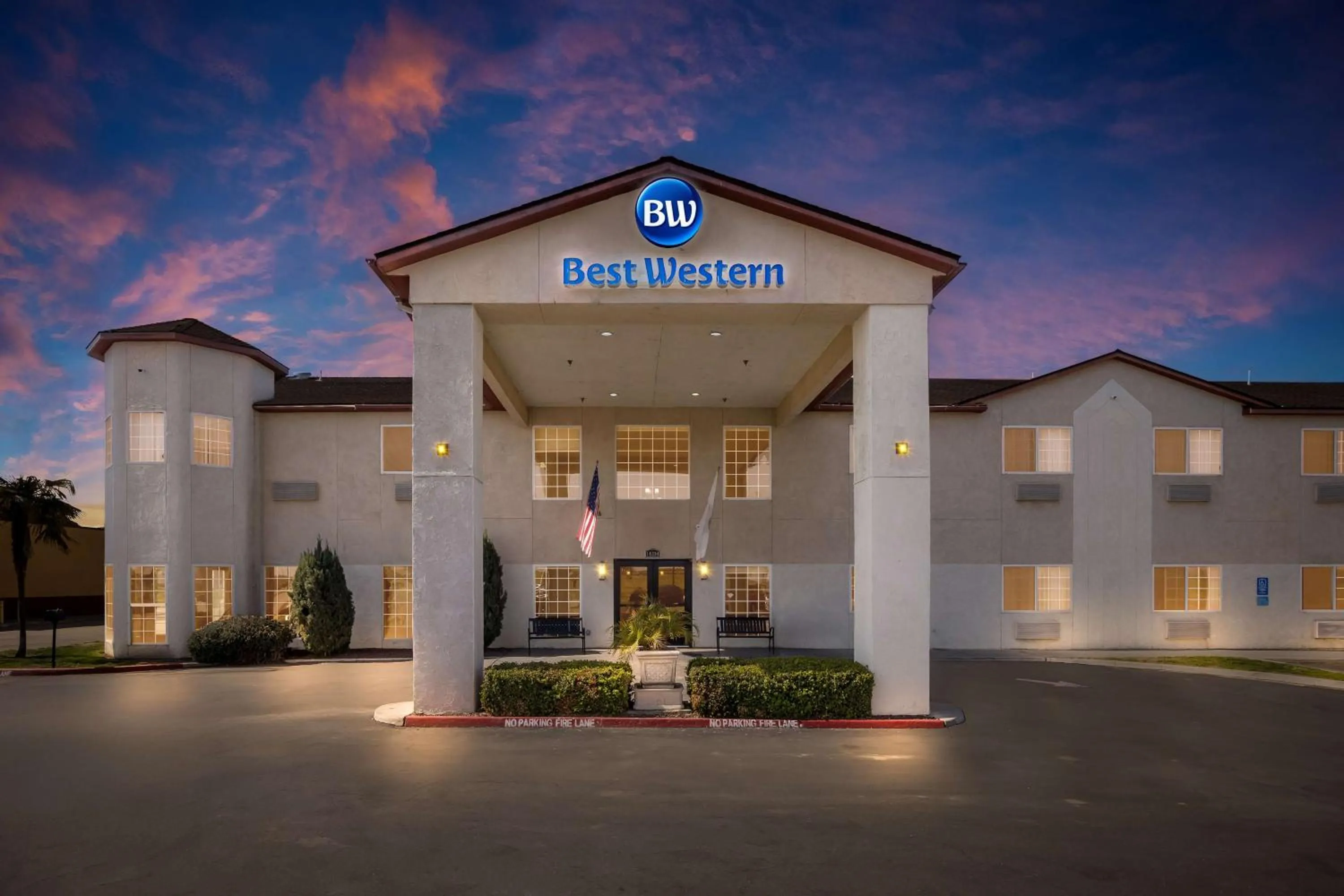 Property building in Best Western Liberty Inn