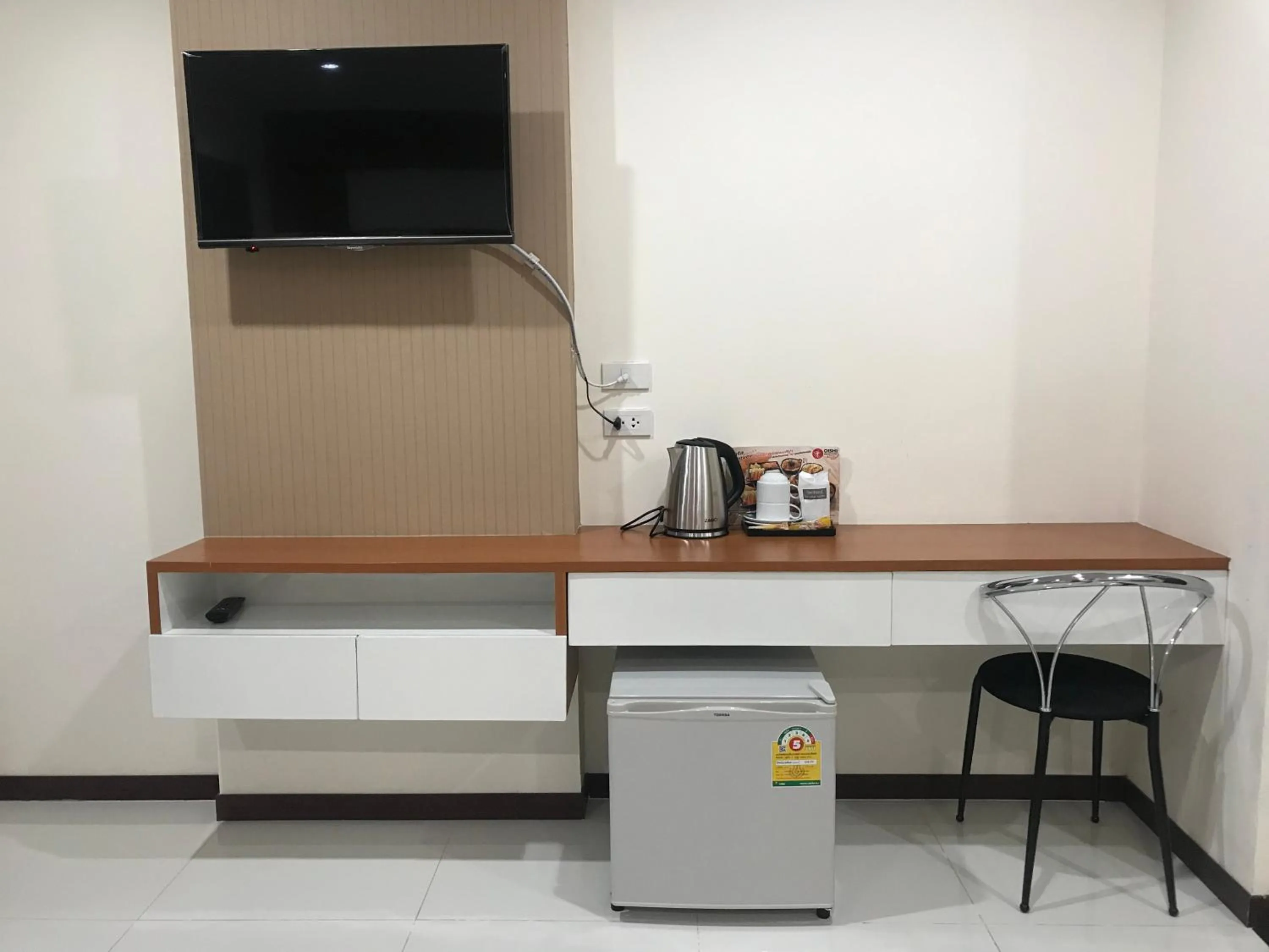 Photo of the whole room in TTT Hotel