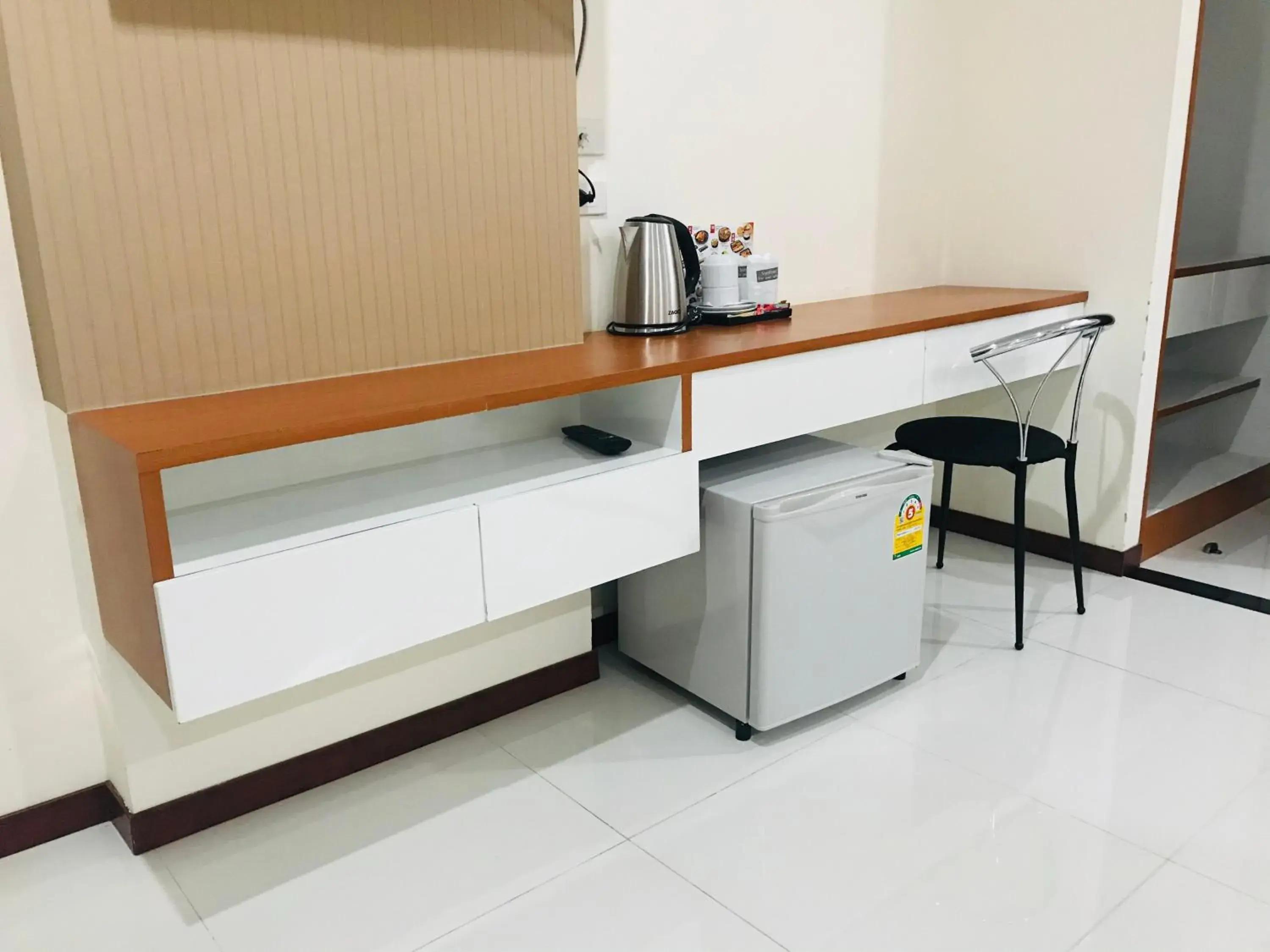 Photo of the whole room in TTT Hotel Photo of the whole room in TTT Hotel