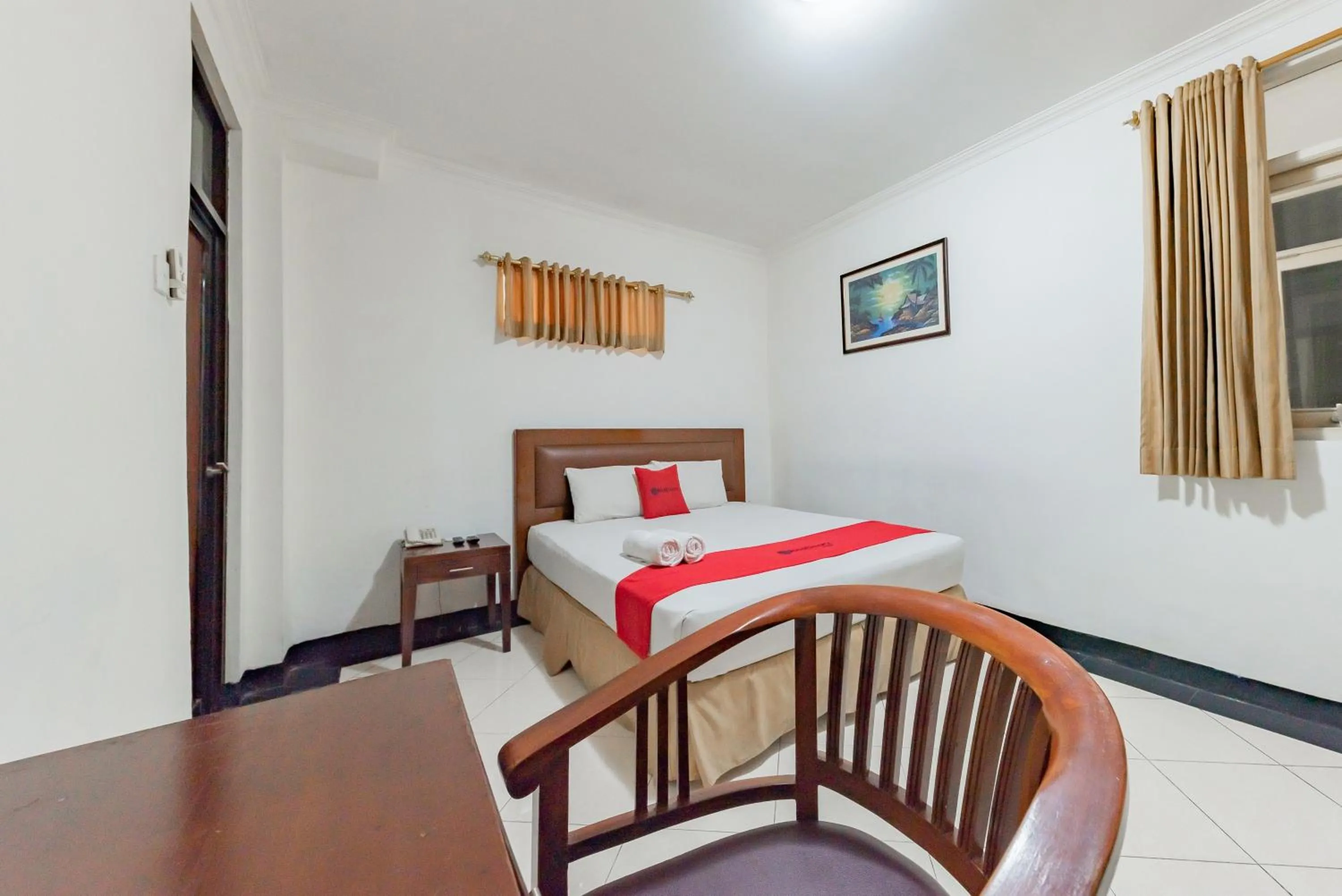 Bedroom, Bed in RedDoorz Plus at Buah Batu