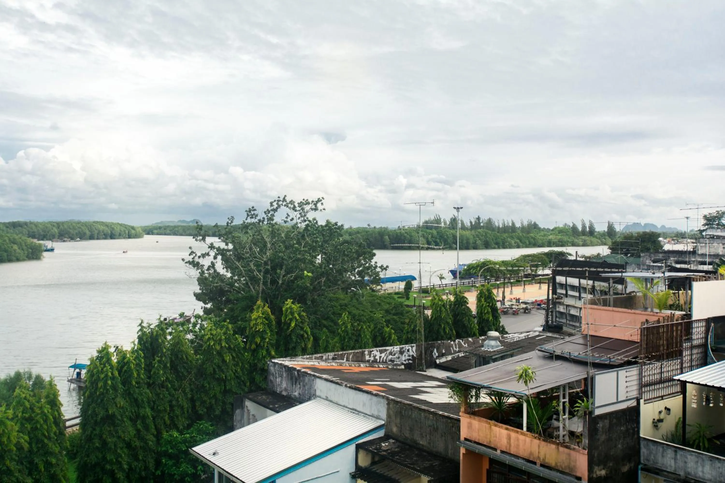 Natural landscape in Sleep Easy Krabi Guest House