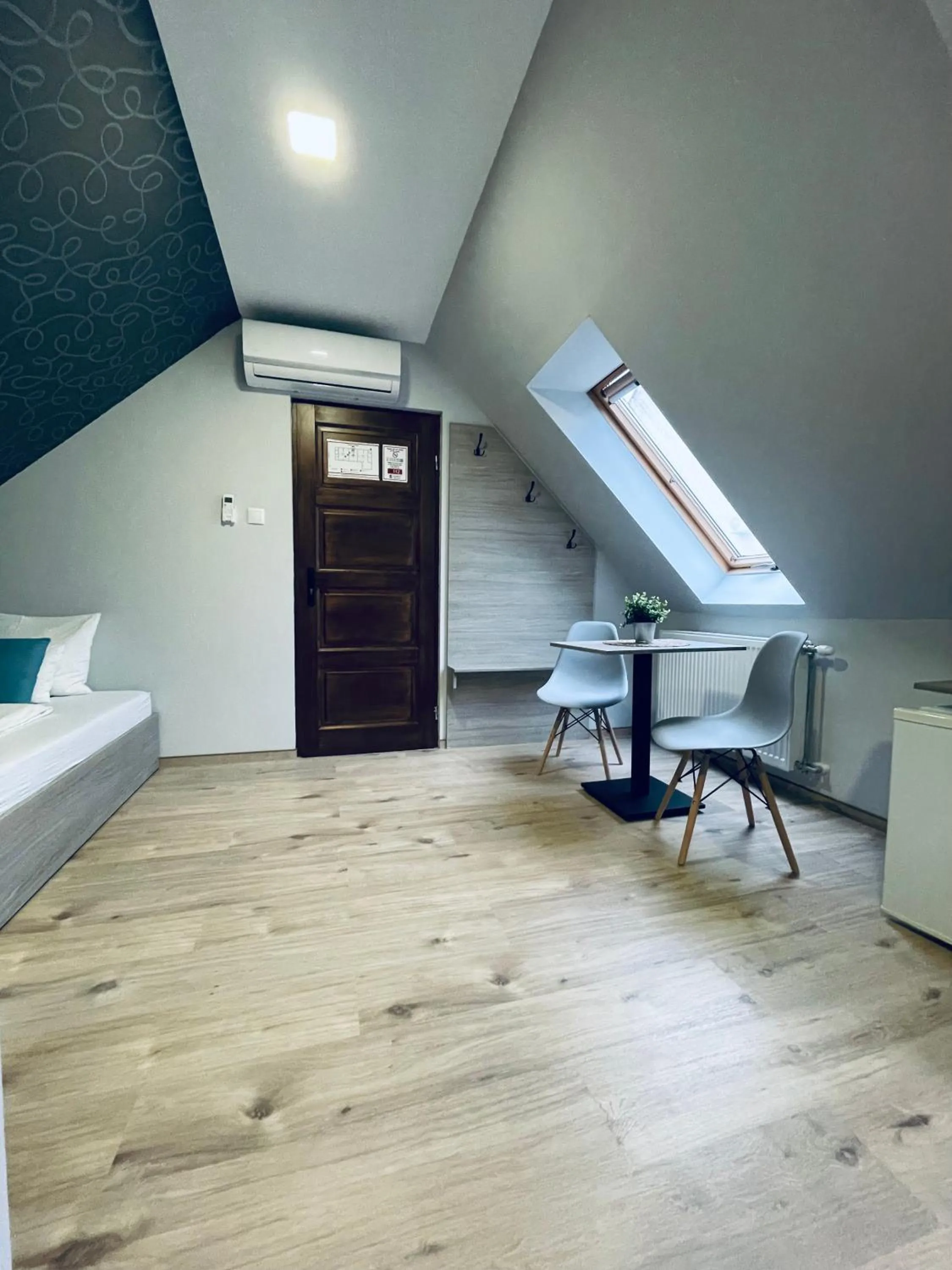 Property building in Thermal Apartman
