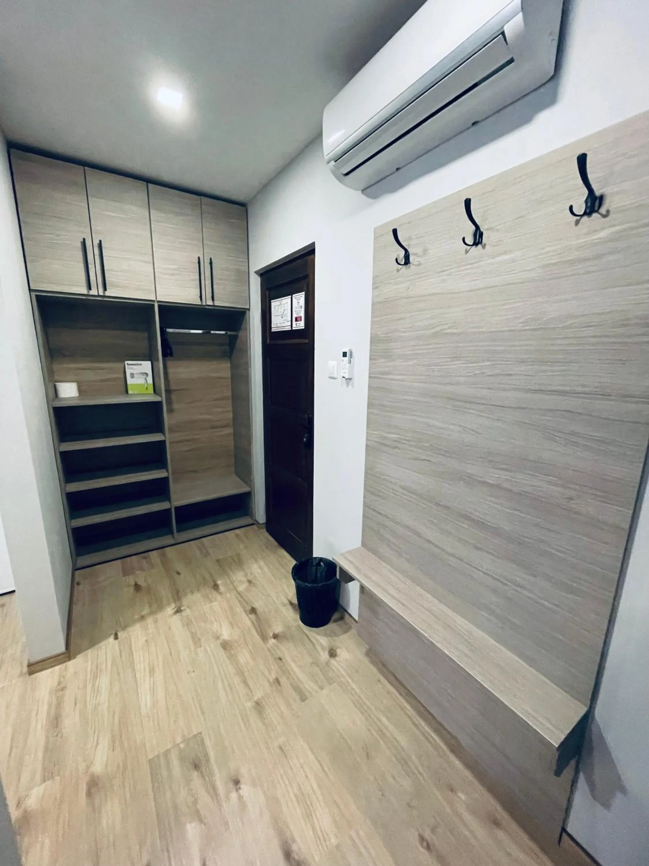 Property building in Thermal Apartman