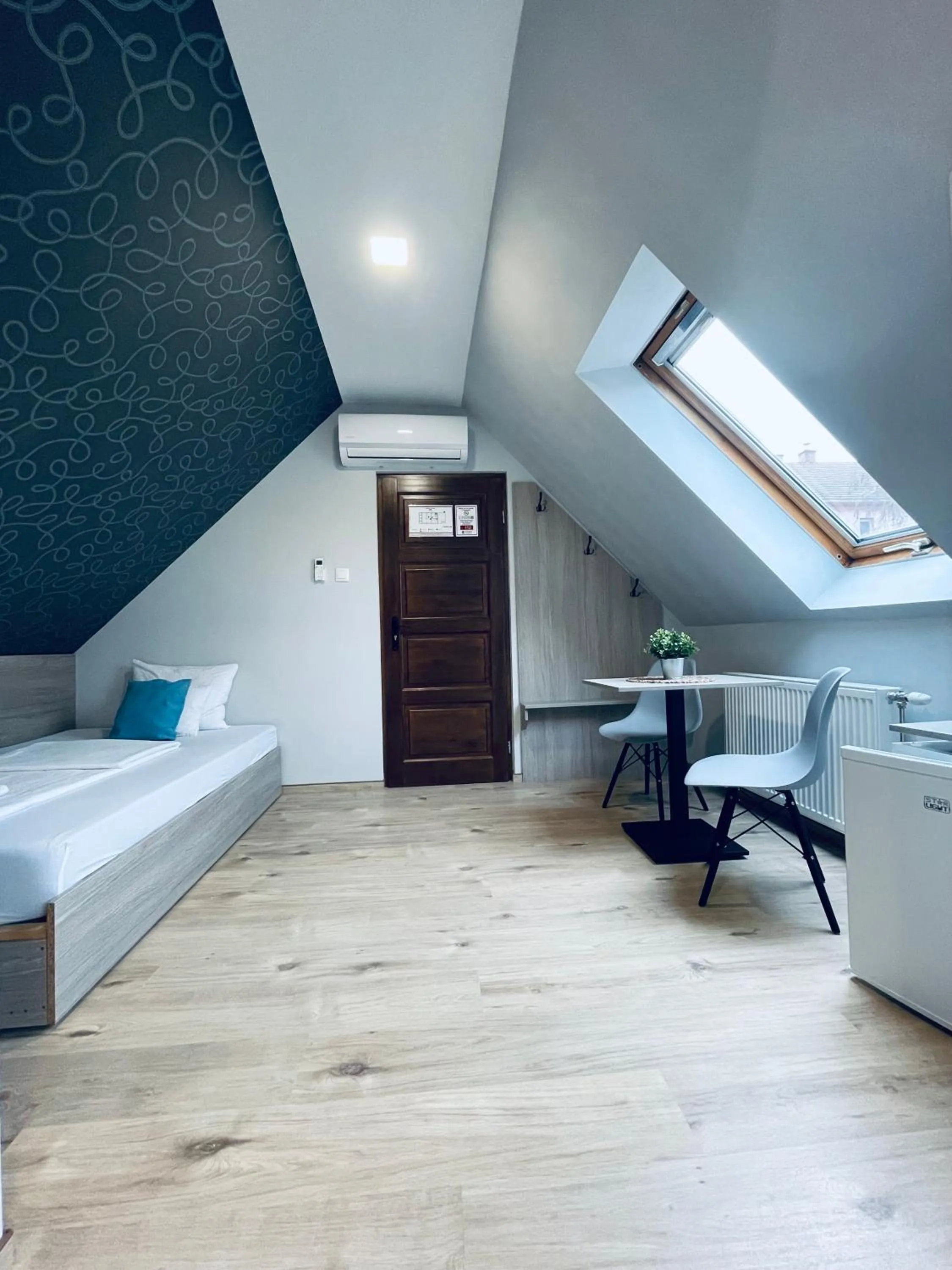 Property building, Bed in Thermal Apartman