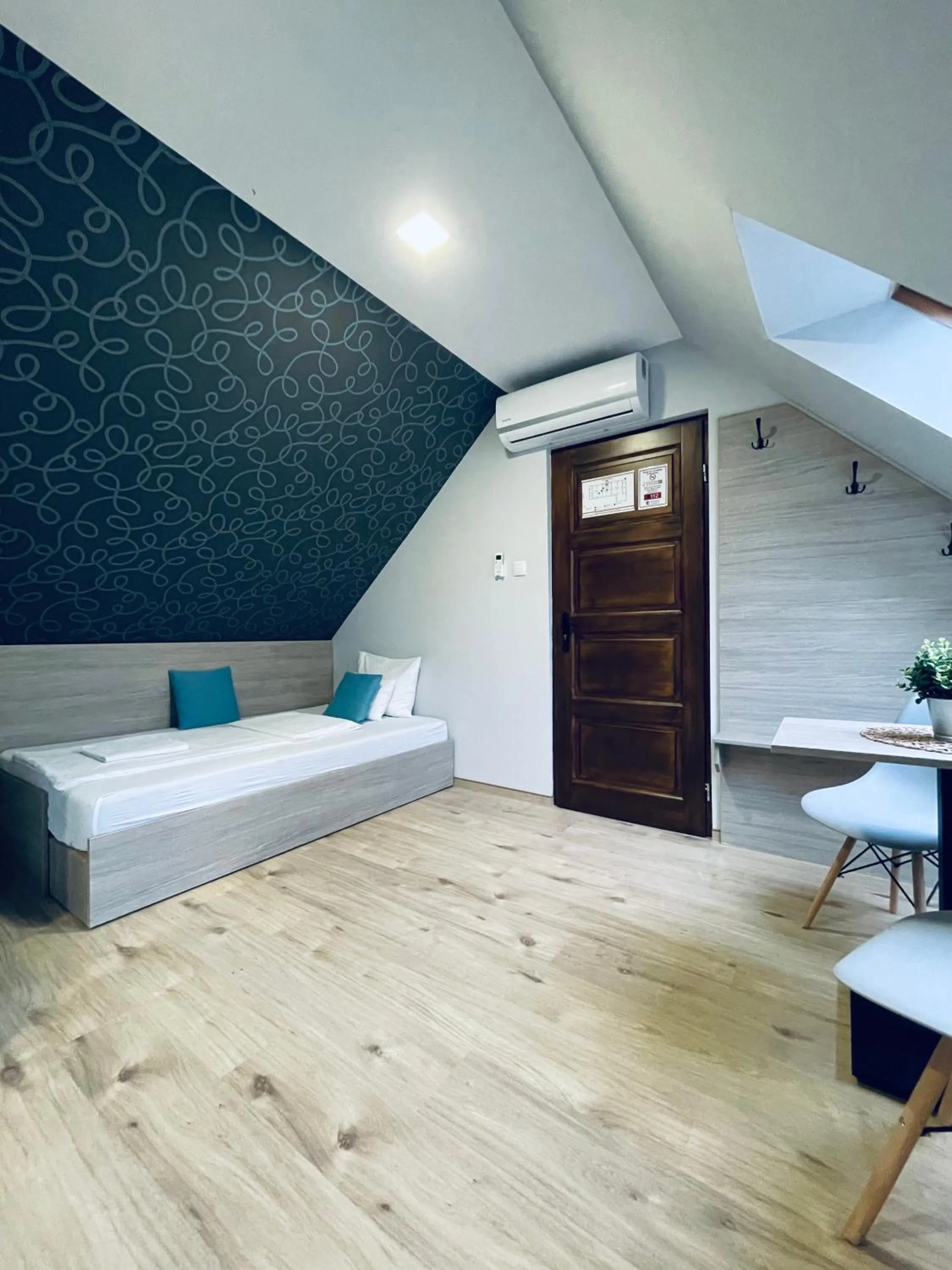 Property building, Bed in Thermal Apartman