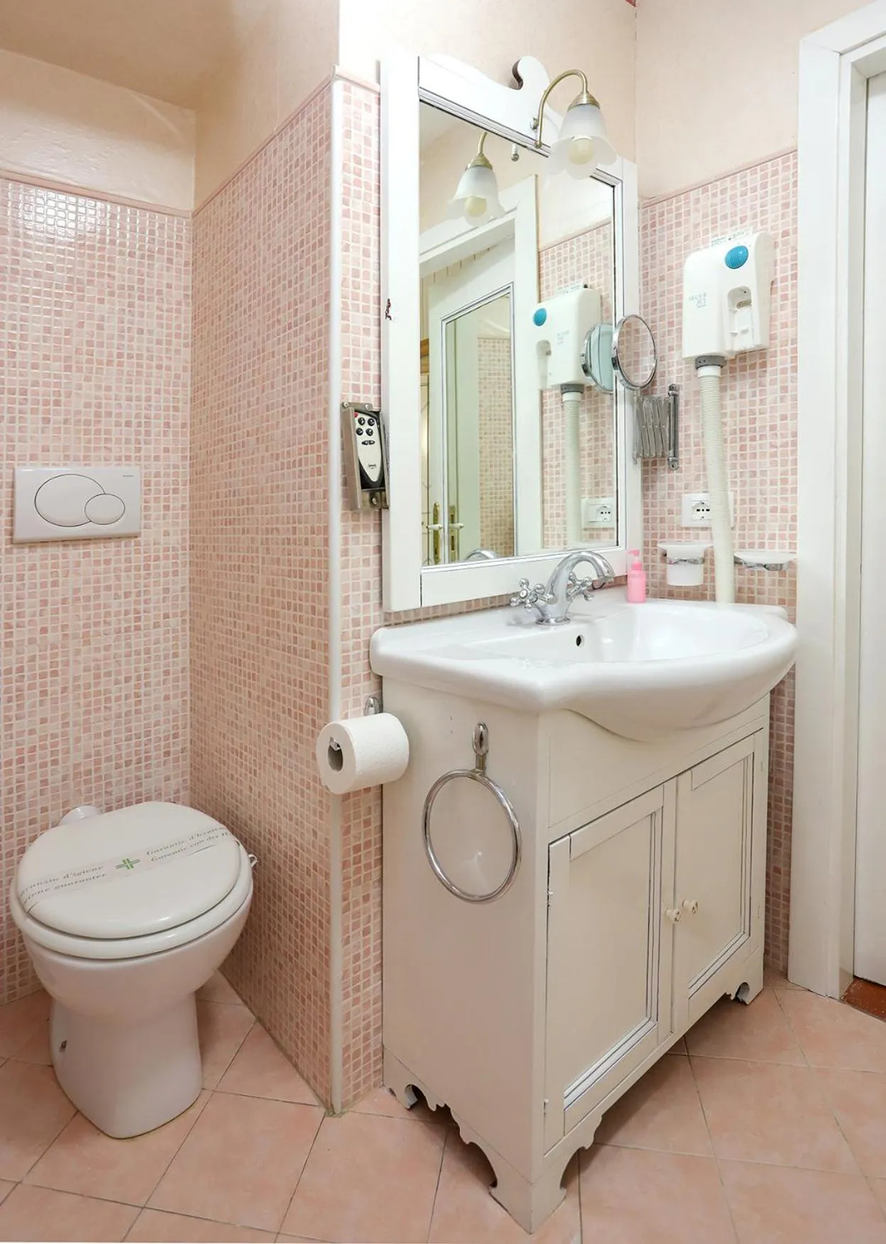 Bathroom in Duomo Palace