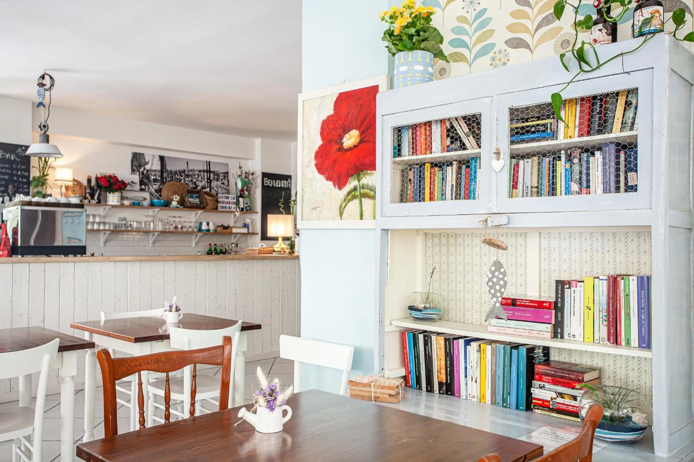 Library in Piccolo Hotel Kursaal