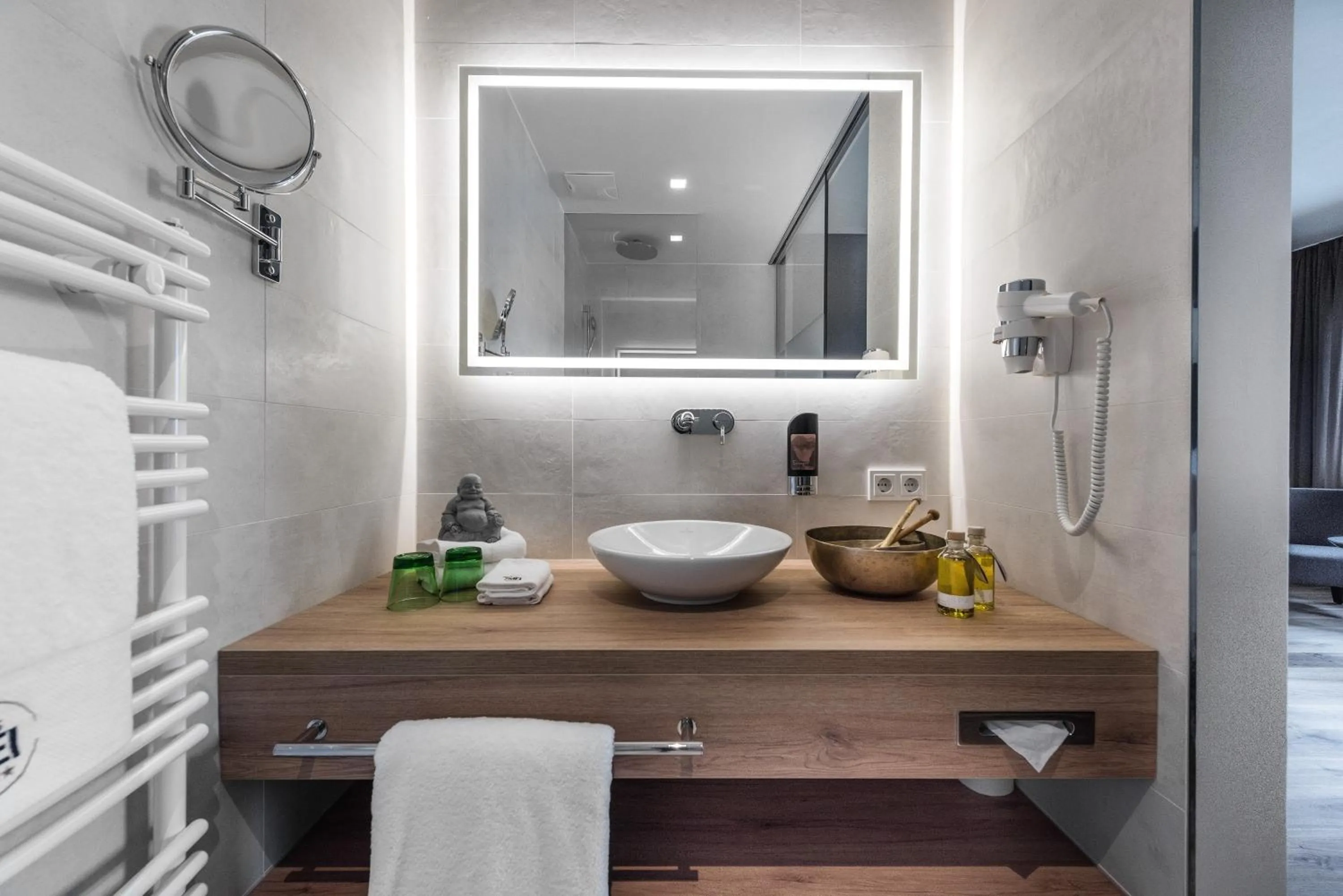 Toilet in Hotel dasMEI