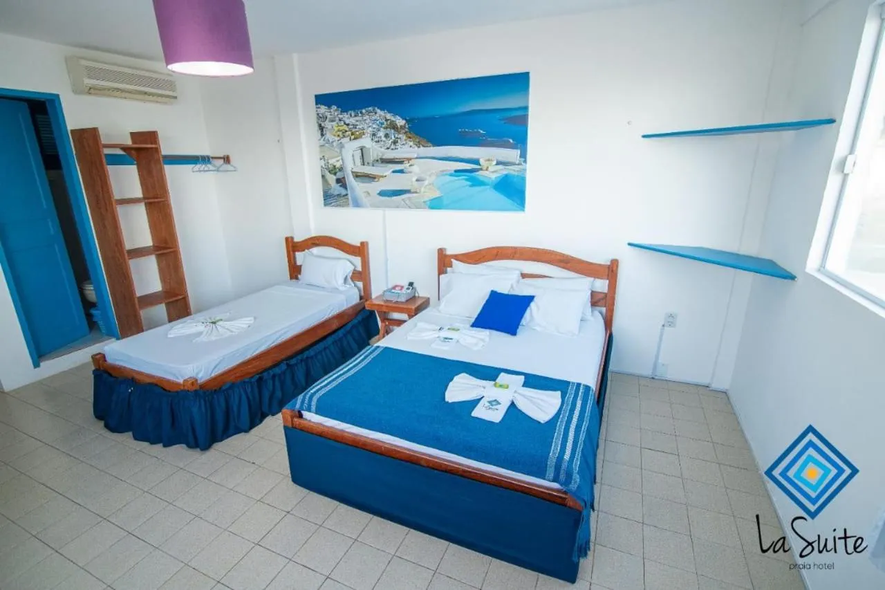 Photo of the whole room, Bed in La Suite Praia Hotel