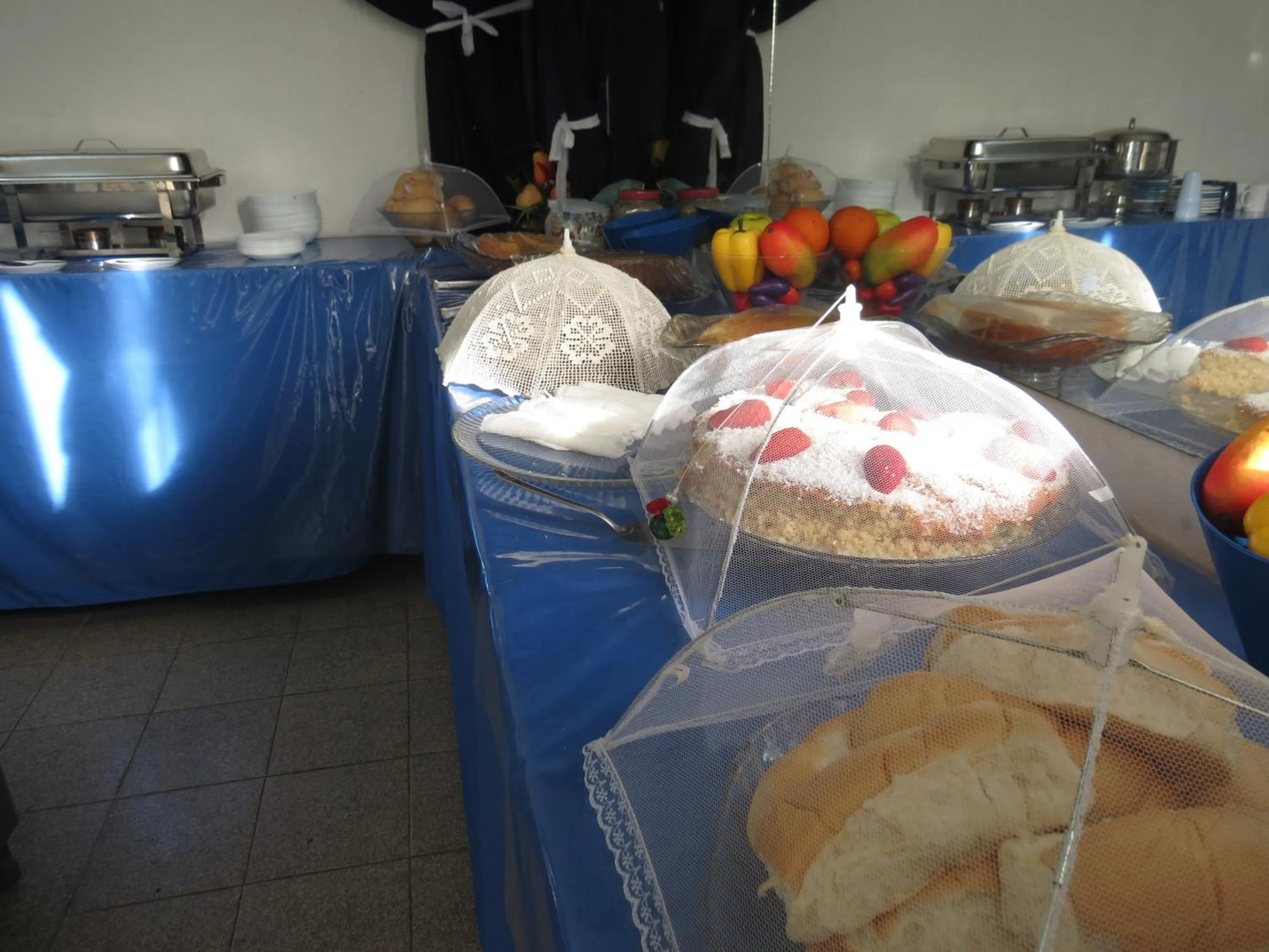 Buffet breakfast in La Suite Praia Hotel