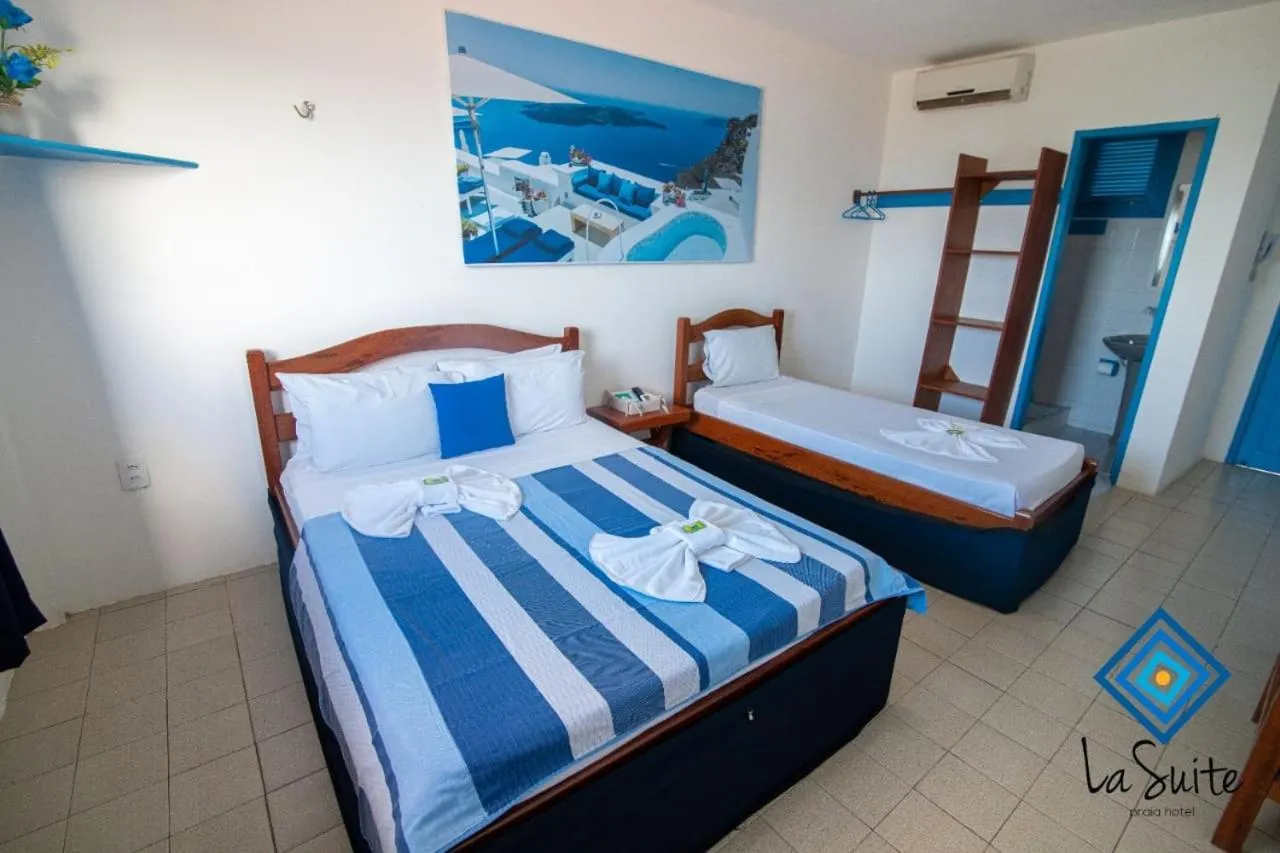 Photo of the whole room, Bed in La Suite Praia Hotel