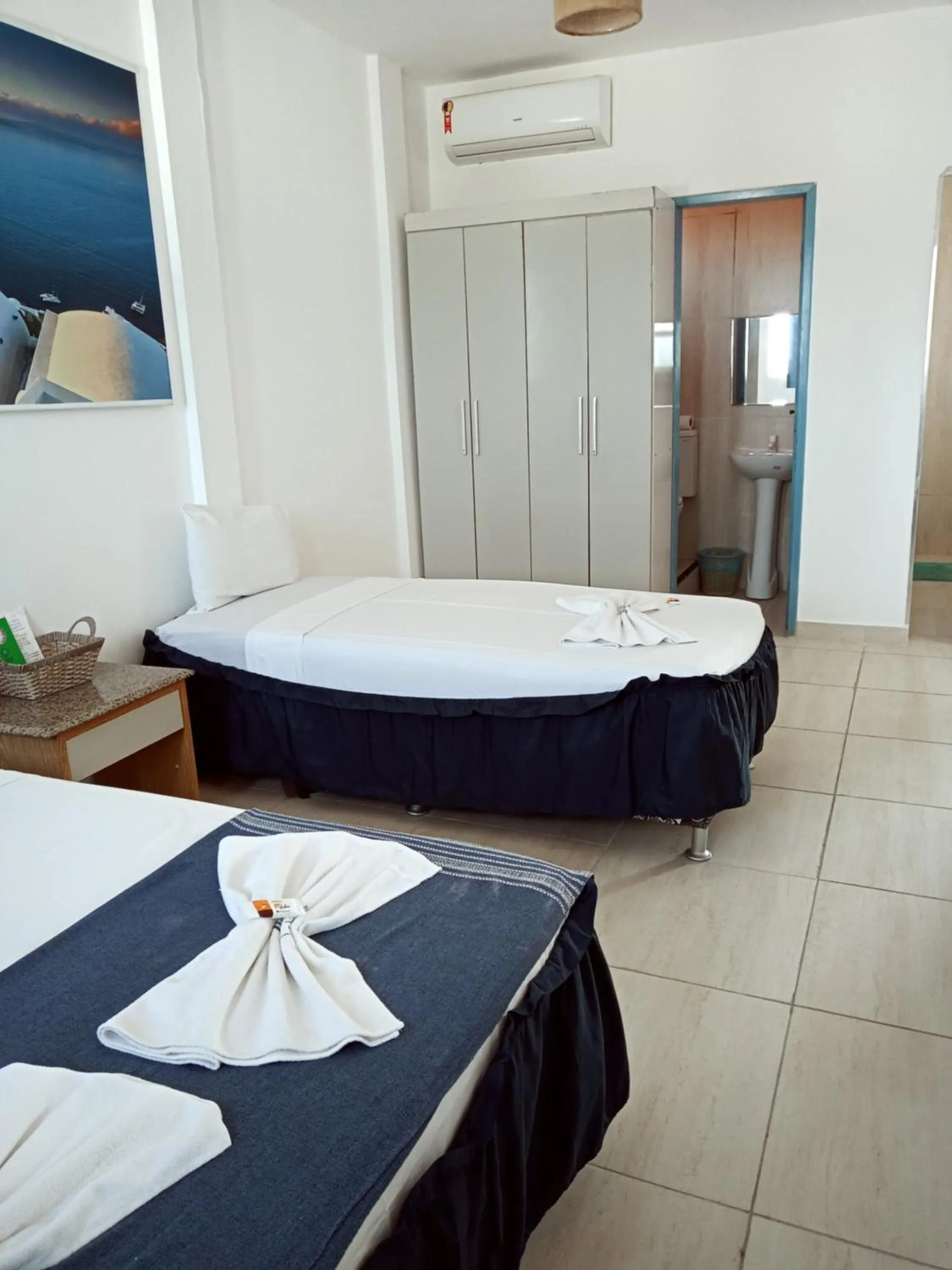 Photo of the whole room, Bed in La Suite Praia Hotel