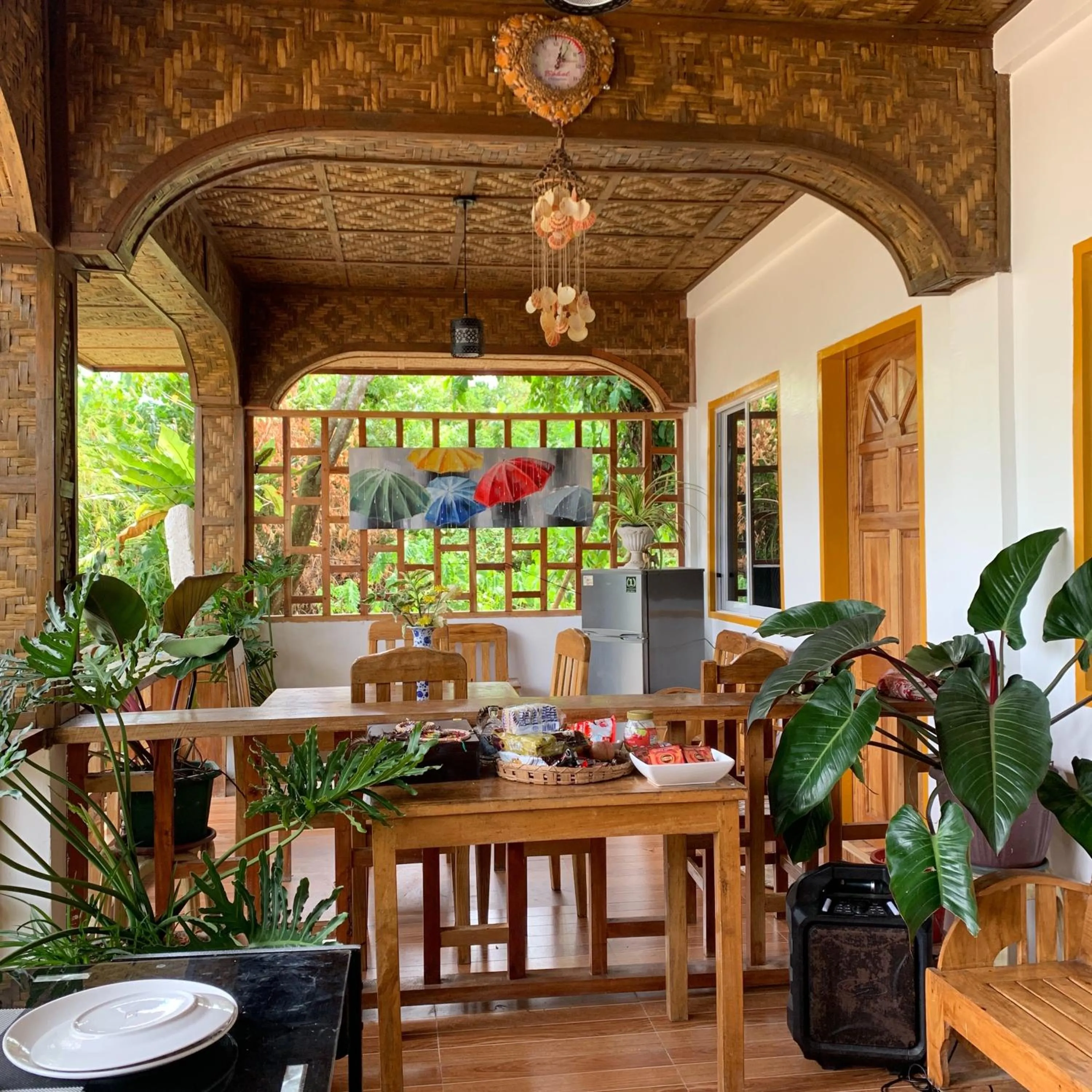 Domos Native Guest House