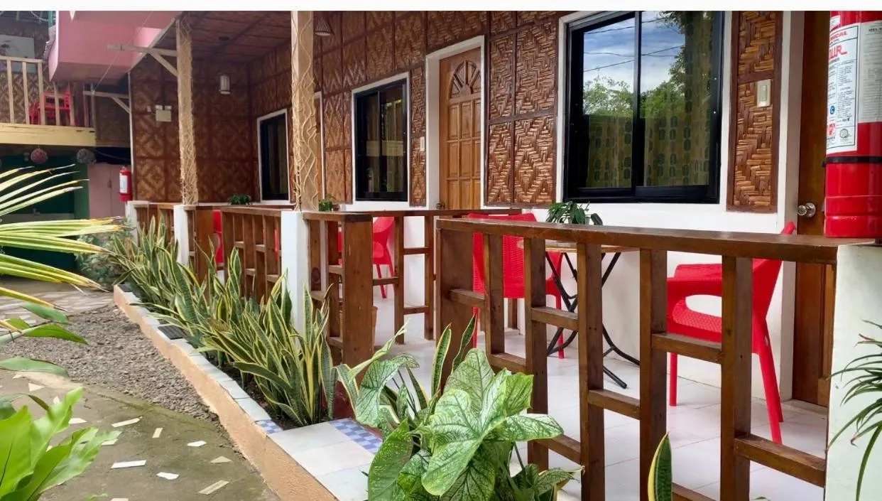 Domos Native Guest House