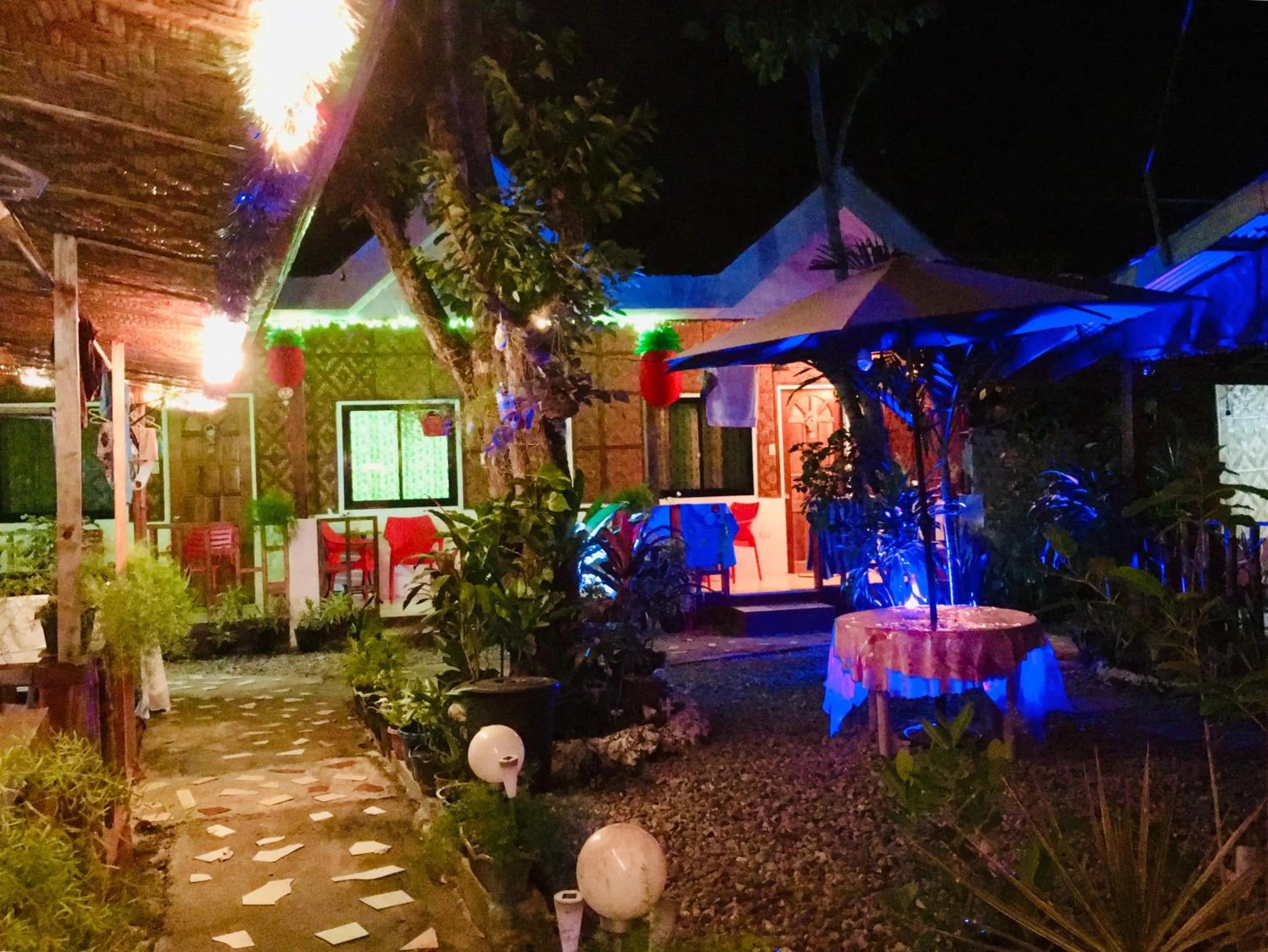 Domos Native Guest House