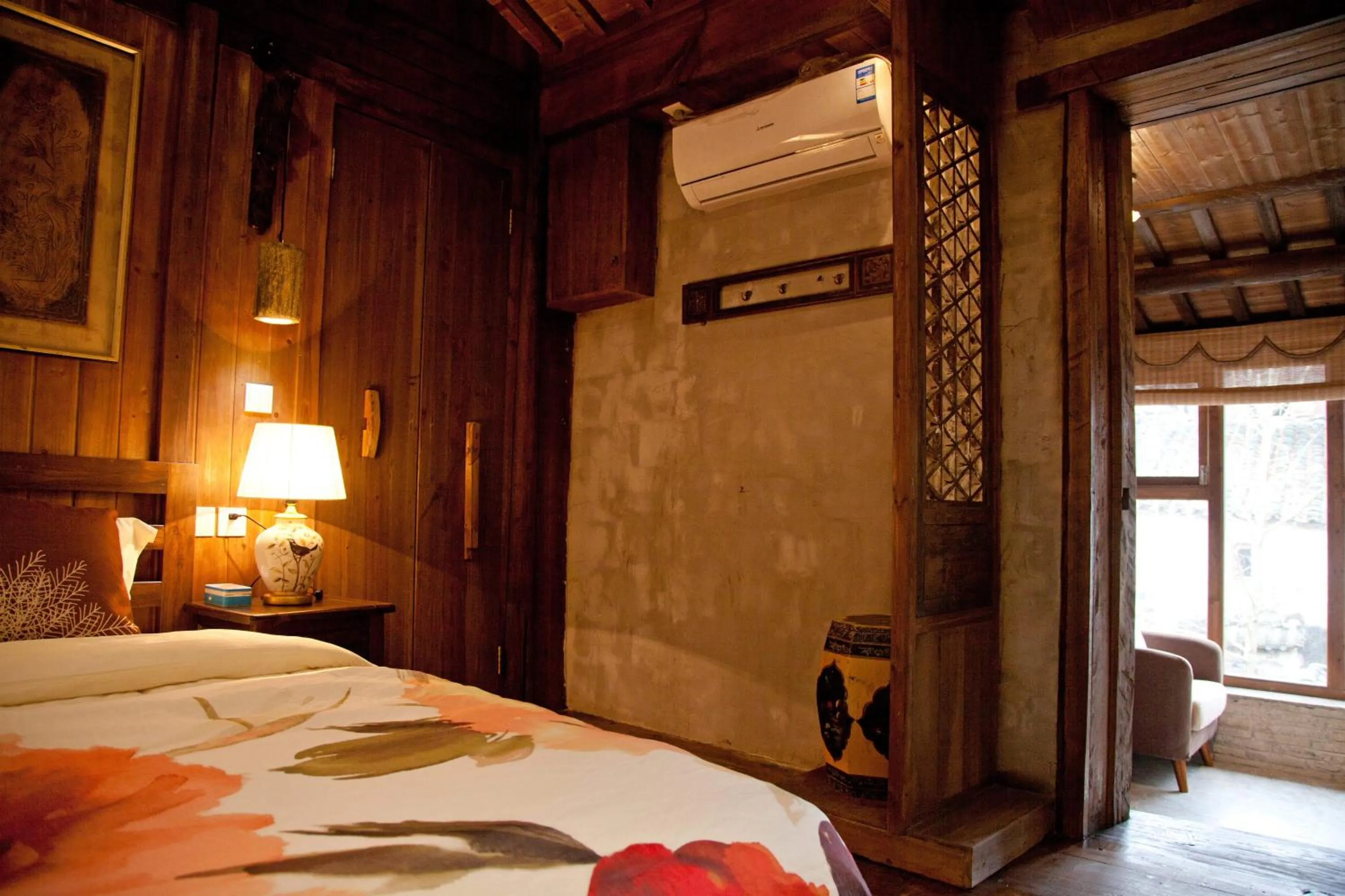 Bedroom, Bed in WuYuan QiYe YanXiang Guesthouse