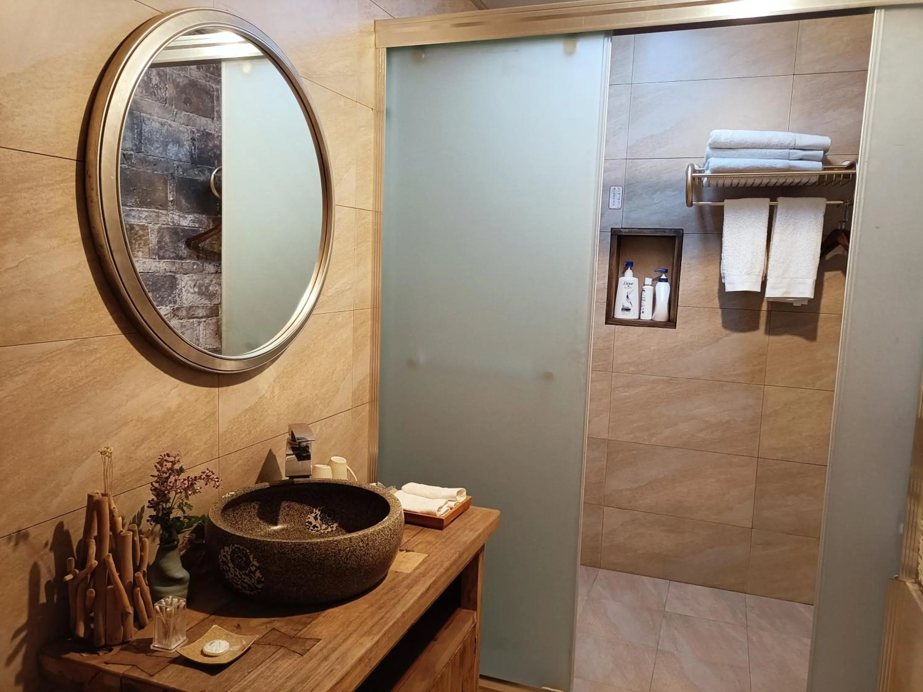 WuYuan QiYe YanXiang Guesthouse