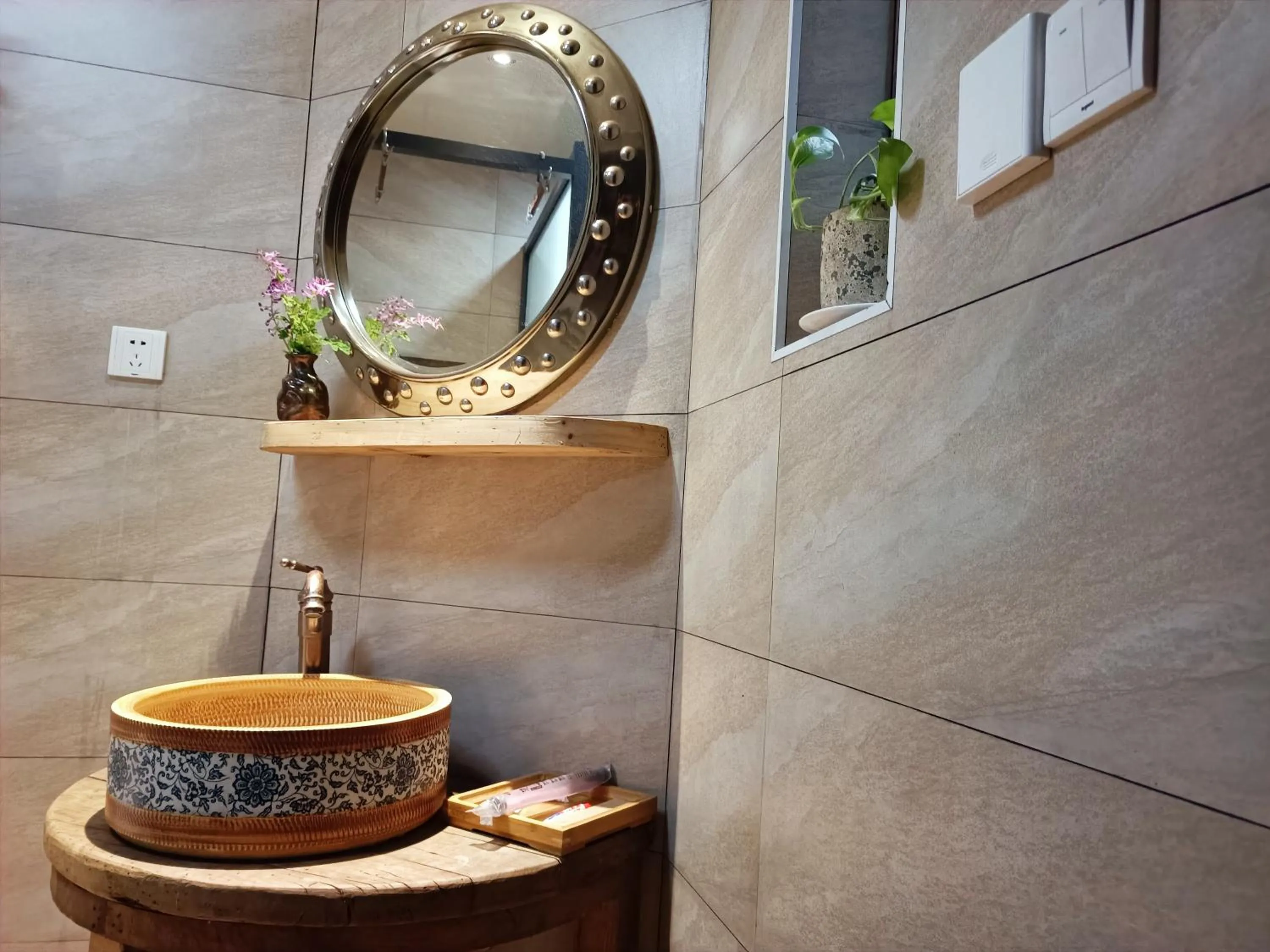 WuYuan QiYe YanXiang Guesthouse